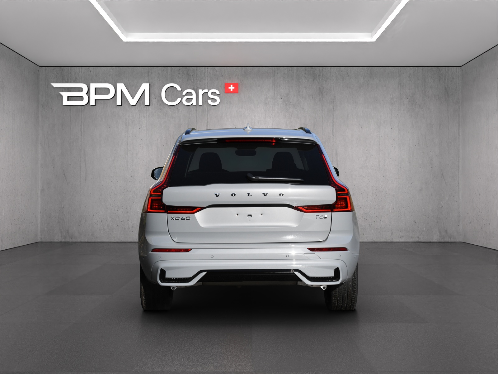 VOLVO XC60 T6 eAWD PluginHybrid Ultra Dark Geartronic-showroom-element-3