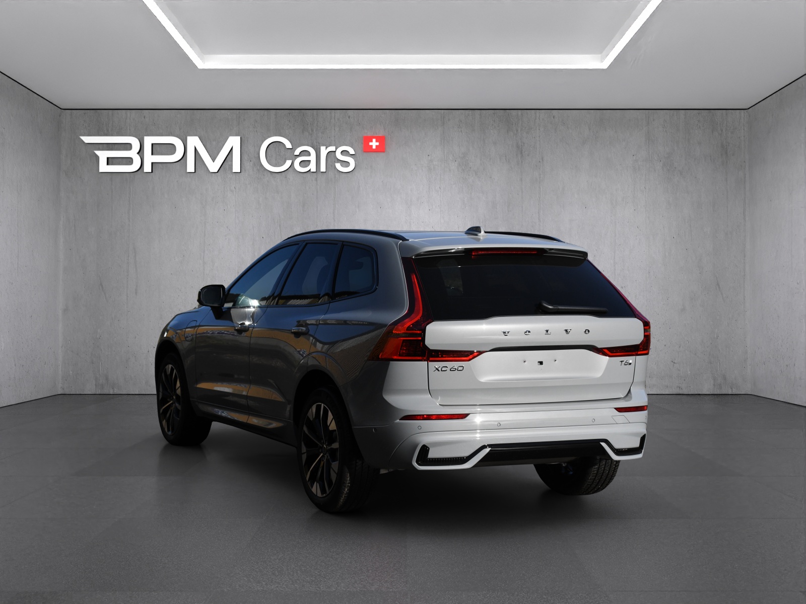 VOLVO XC60 T6 eAWD PluginHybrid Ultra Dark Geartronic-image-5