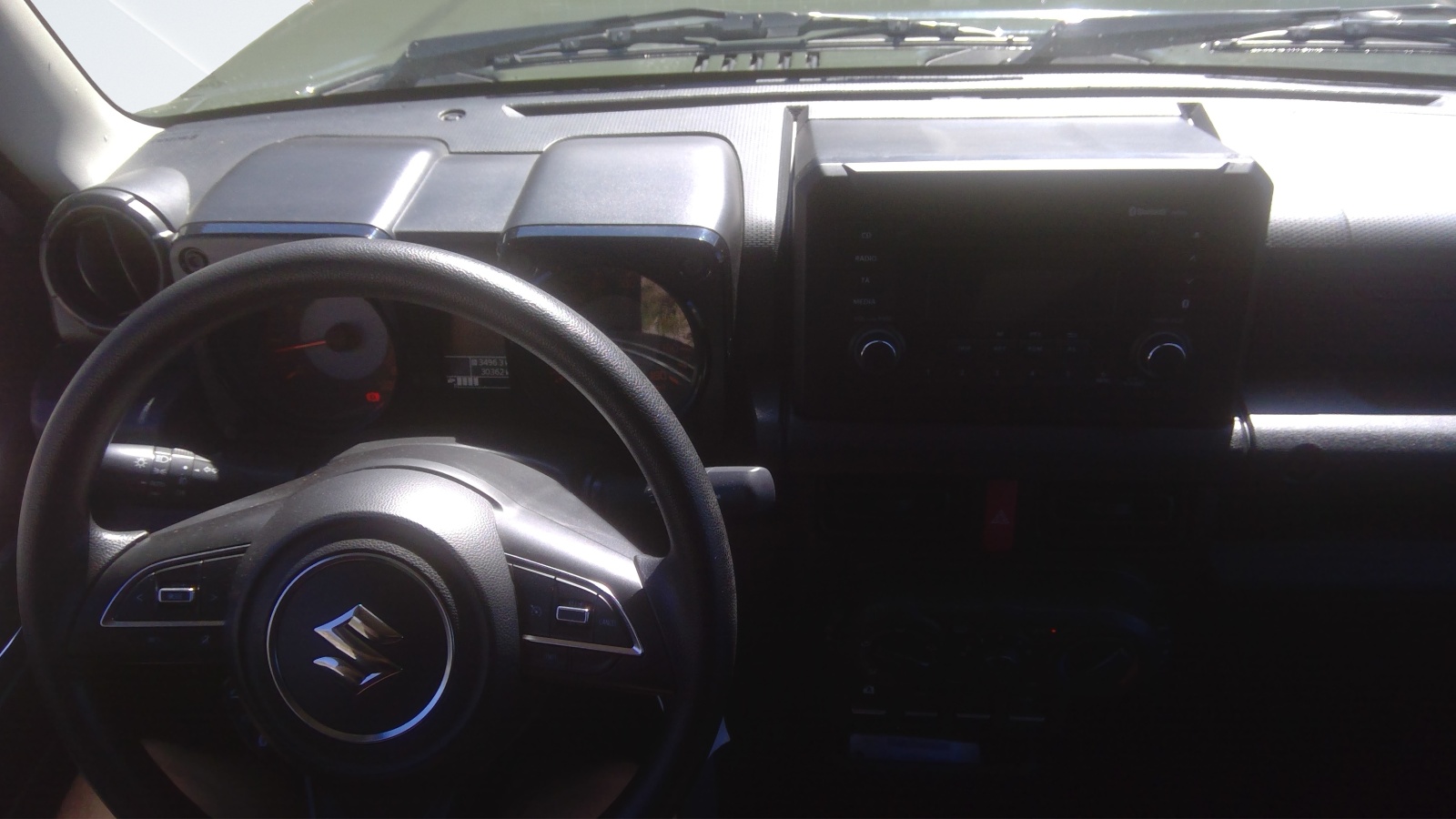SUZUKI Jimny 1.5 Compact+ 4x4-image-3