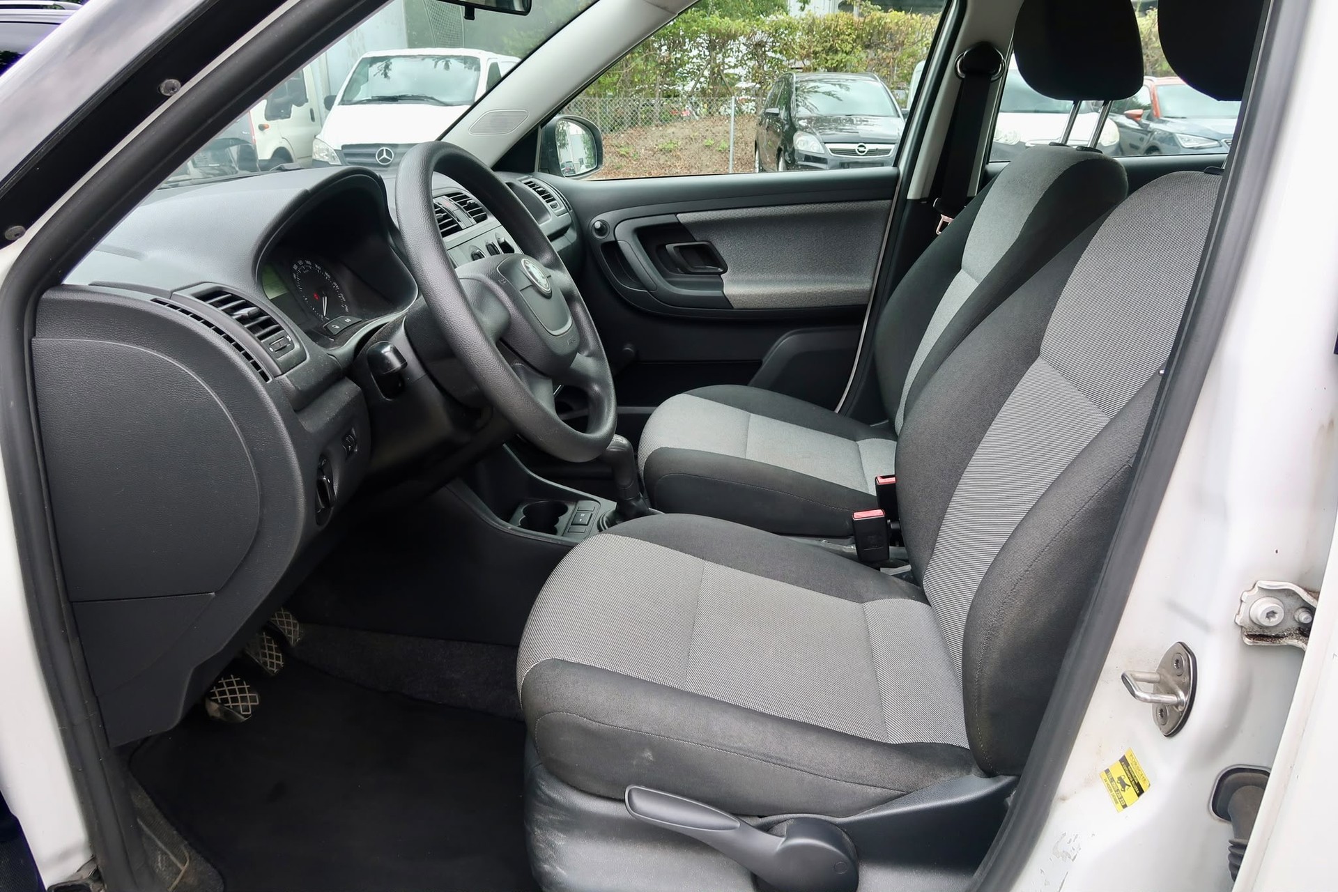 SKODA Fabia 1.2 HPT-image-5