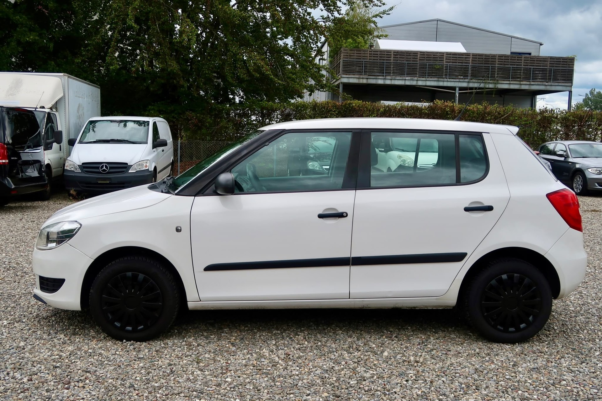 SKODA Fabia 1.2 HPT-image-2