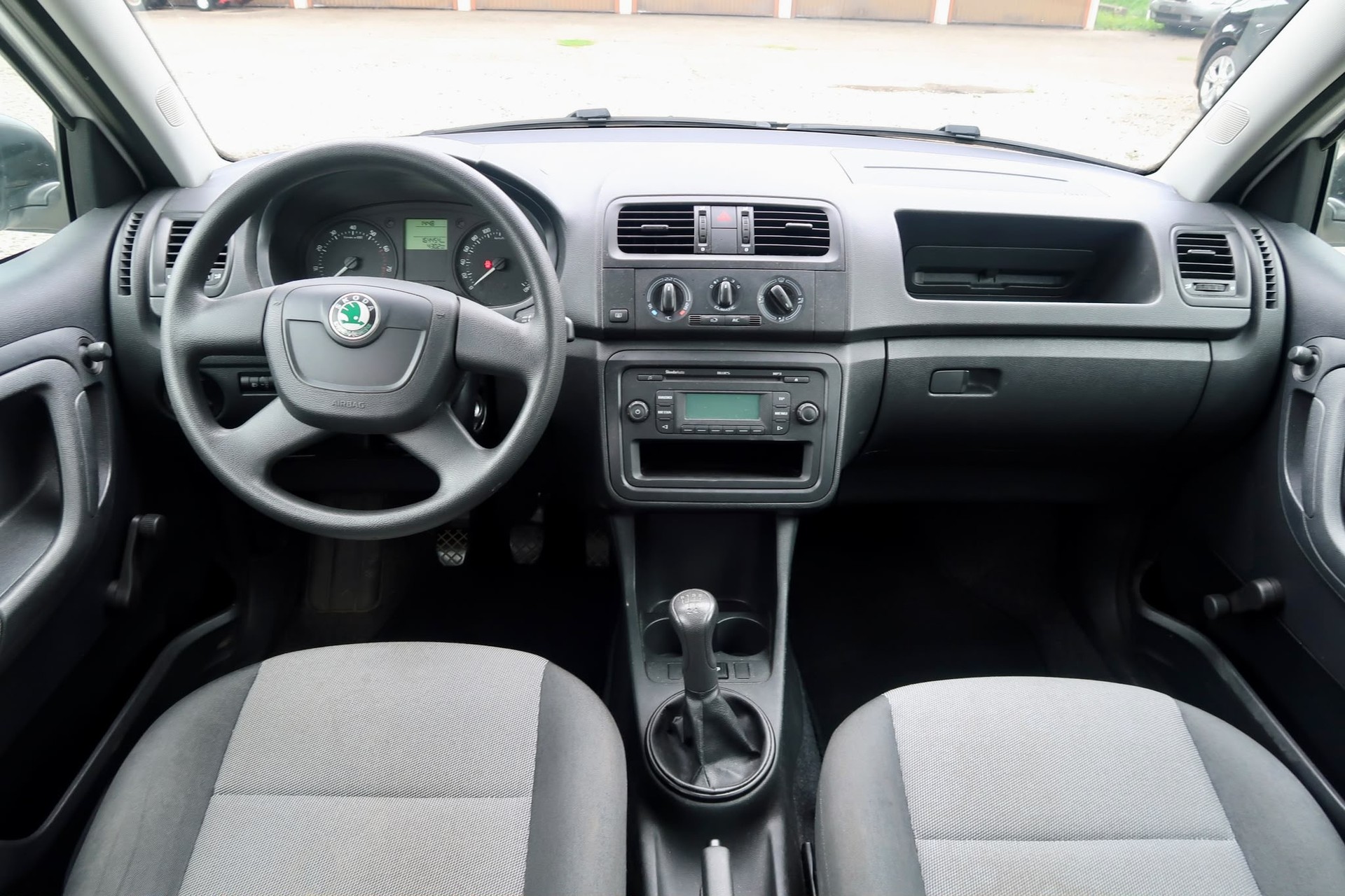 SKODA Fabia 1.2 HPT-image-10
