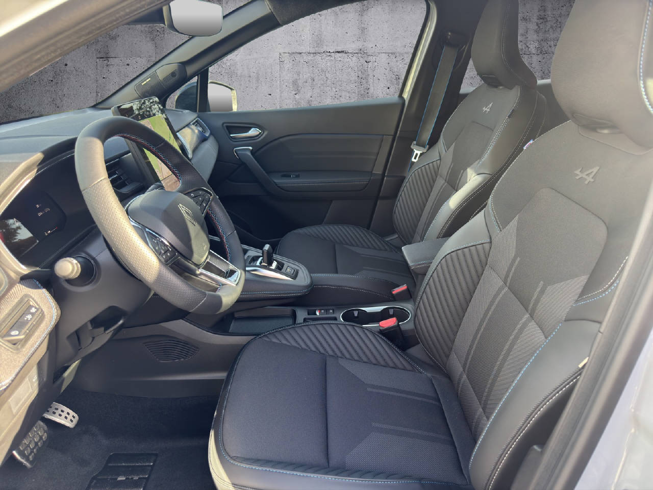 RENAULT Symbioz esprit Alpine mild hybrid 140 EDC-image-7