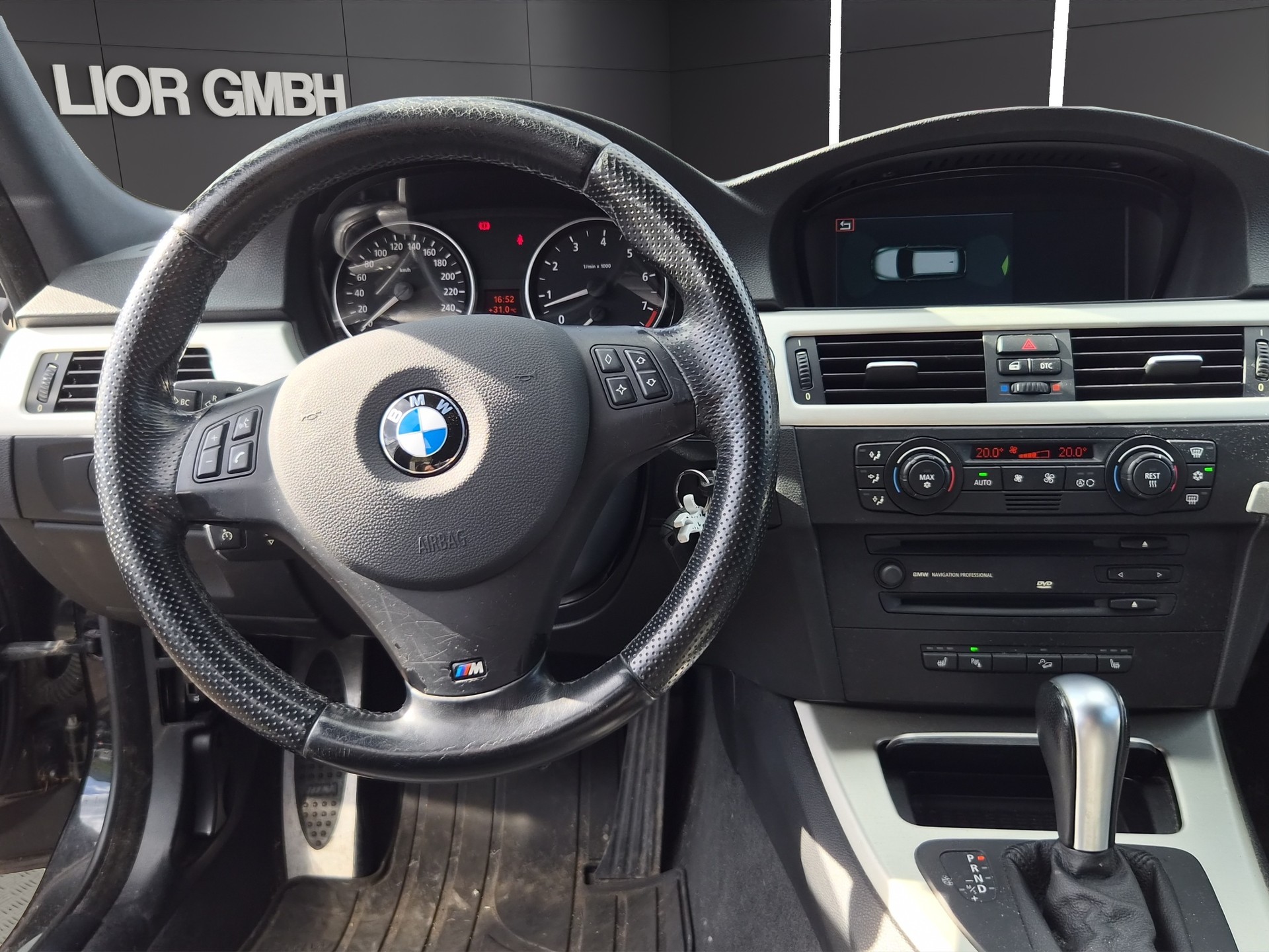 BMW 325xi Touring more4you-image-11
