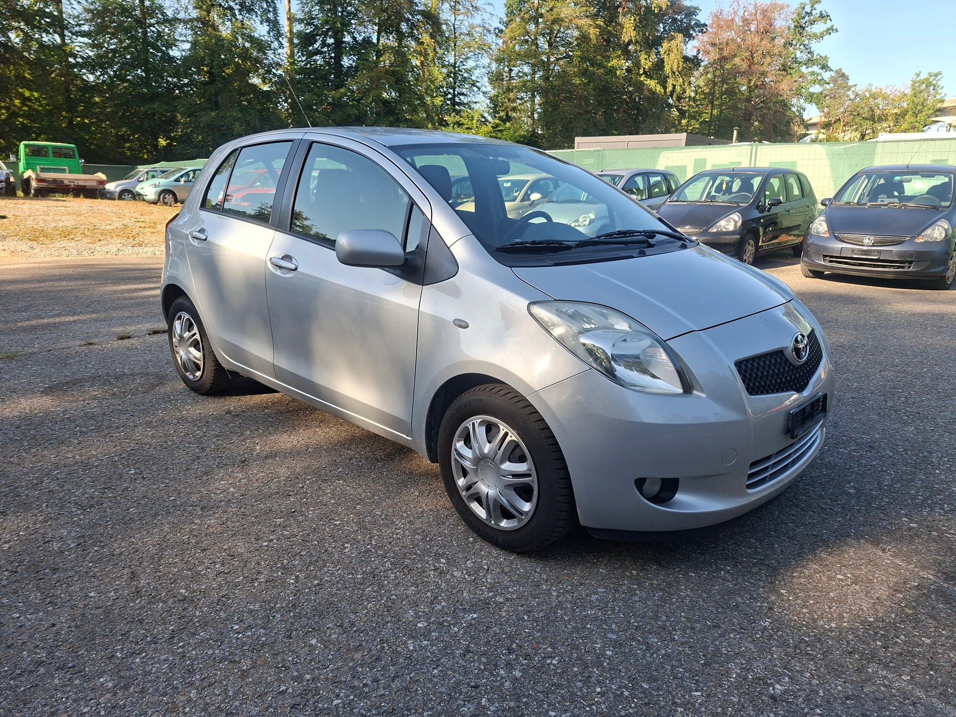 TOYOTA Yaris 1.3 Linea Luna-image-1