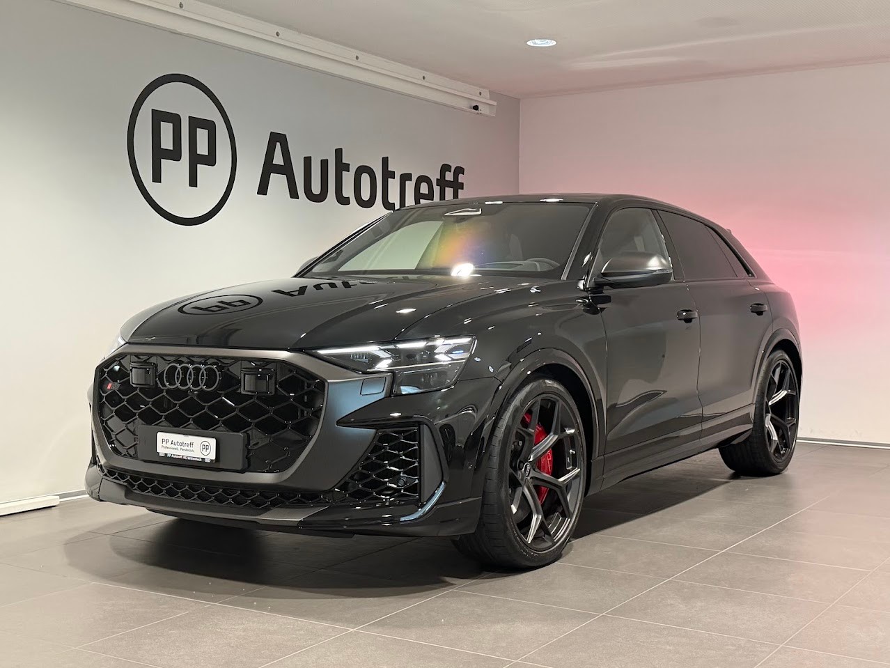 AUDI RSQ8 performance quattro-image-1