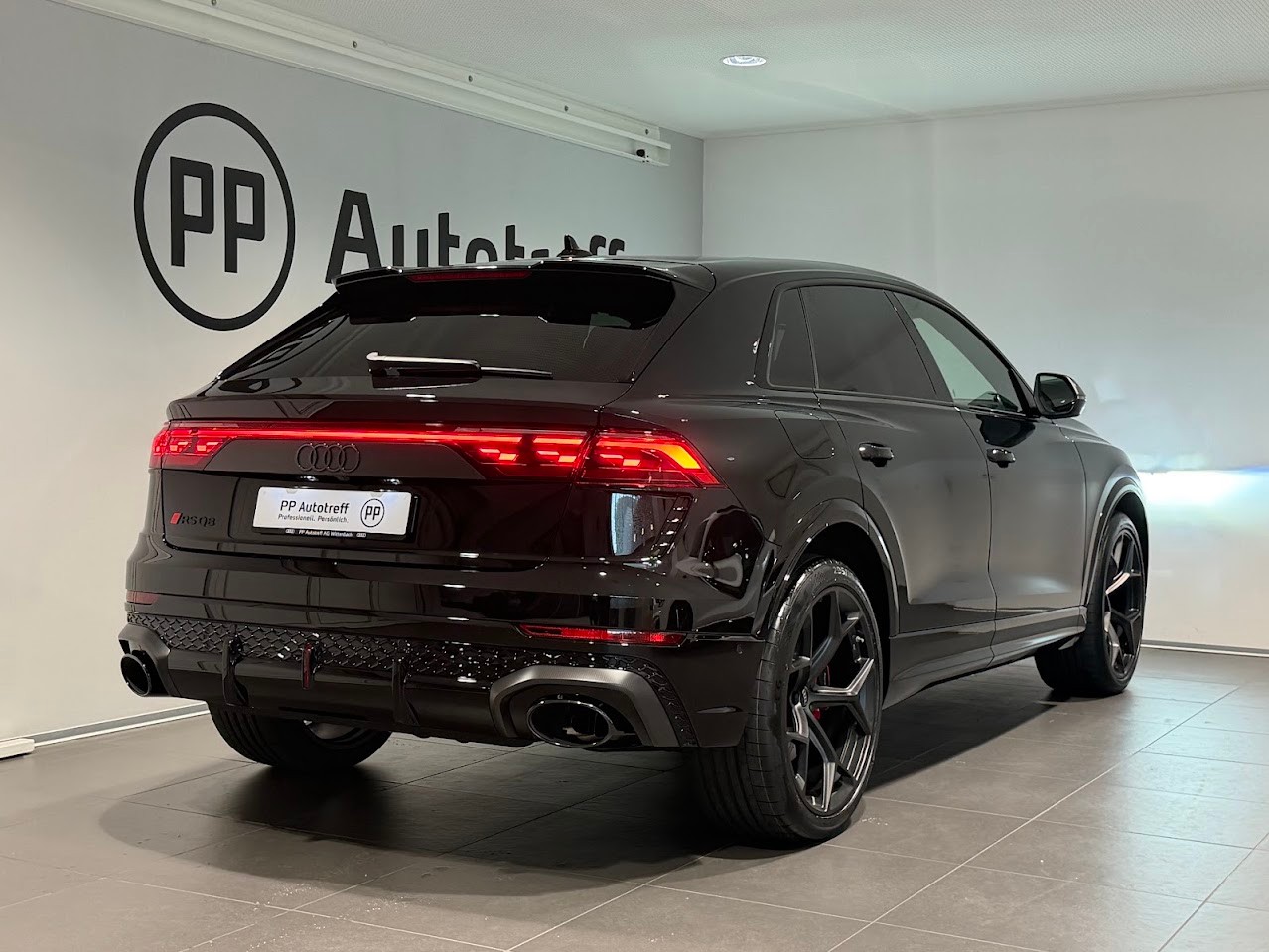 AUDI RSQ8 performance quattro-image-14