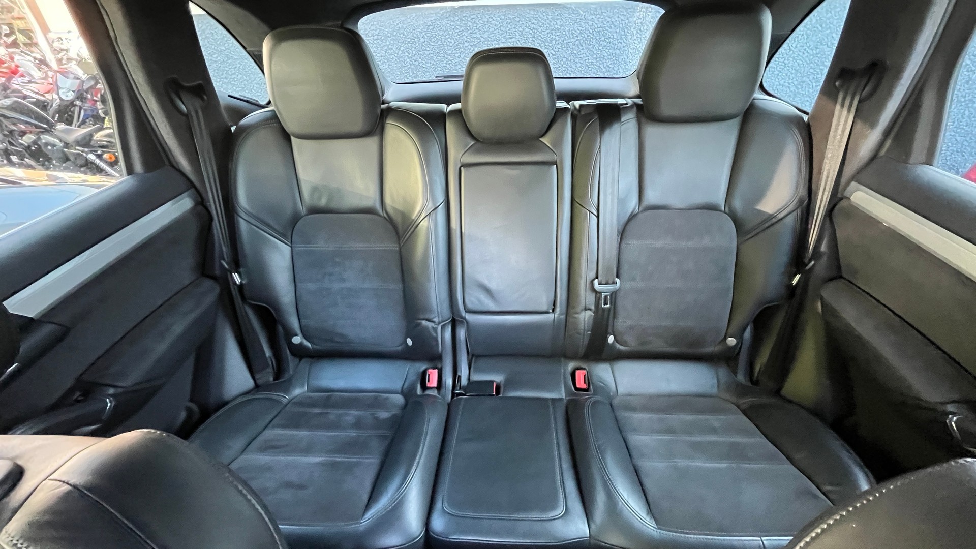 PORSCHE Cayenne GTS-image-12