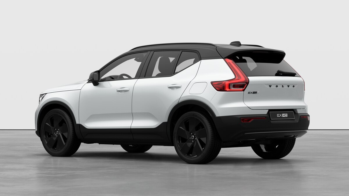 VOLVO EX40 Twin Black Edition AWD-image-1