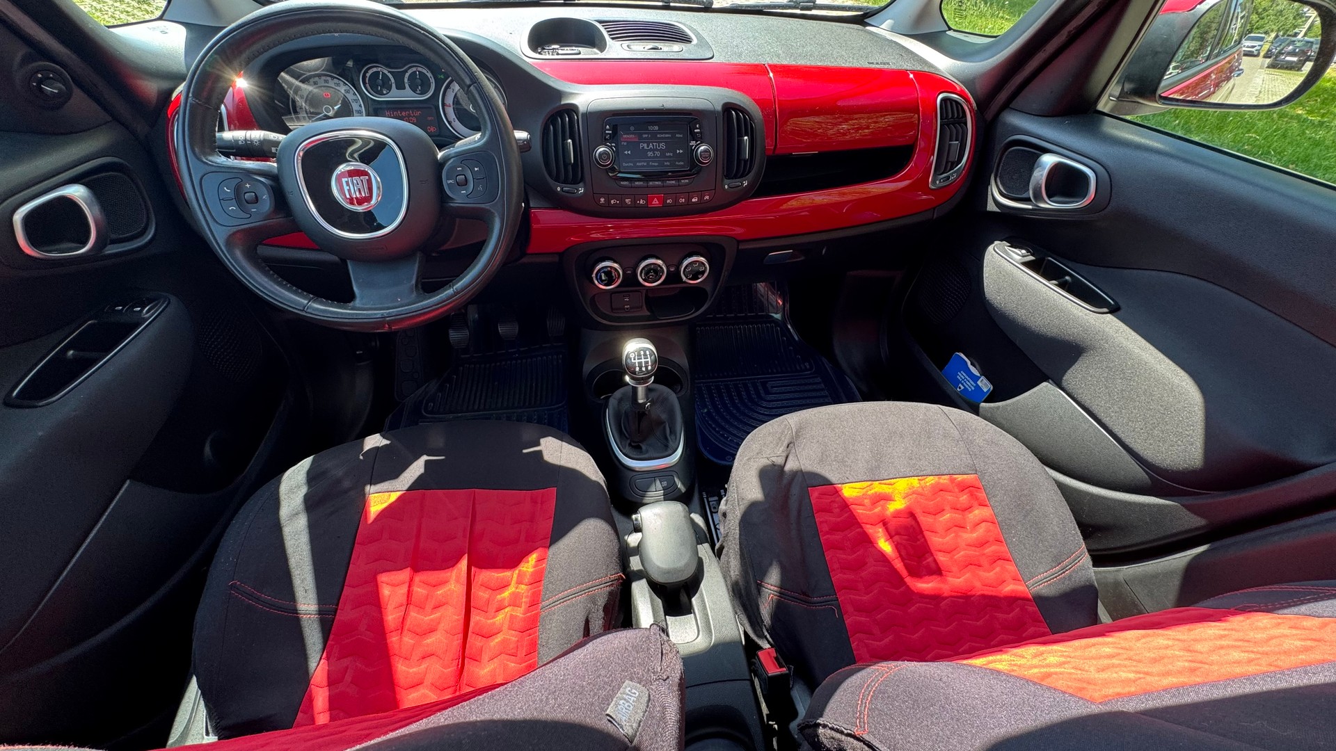 FIAT 500L 1.6 JTD Lounge-image-8