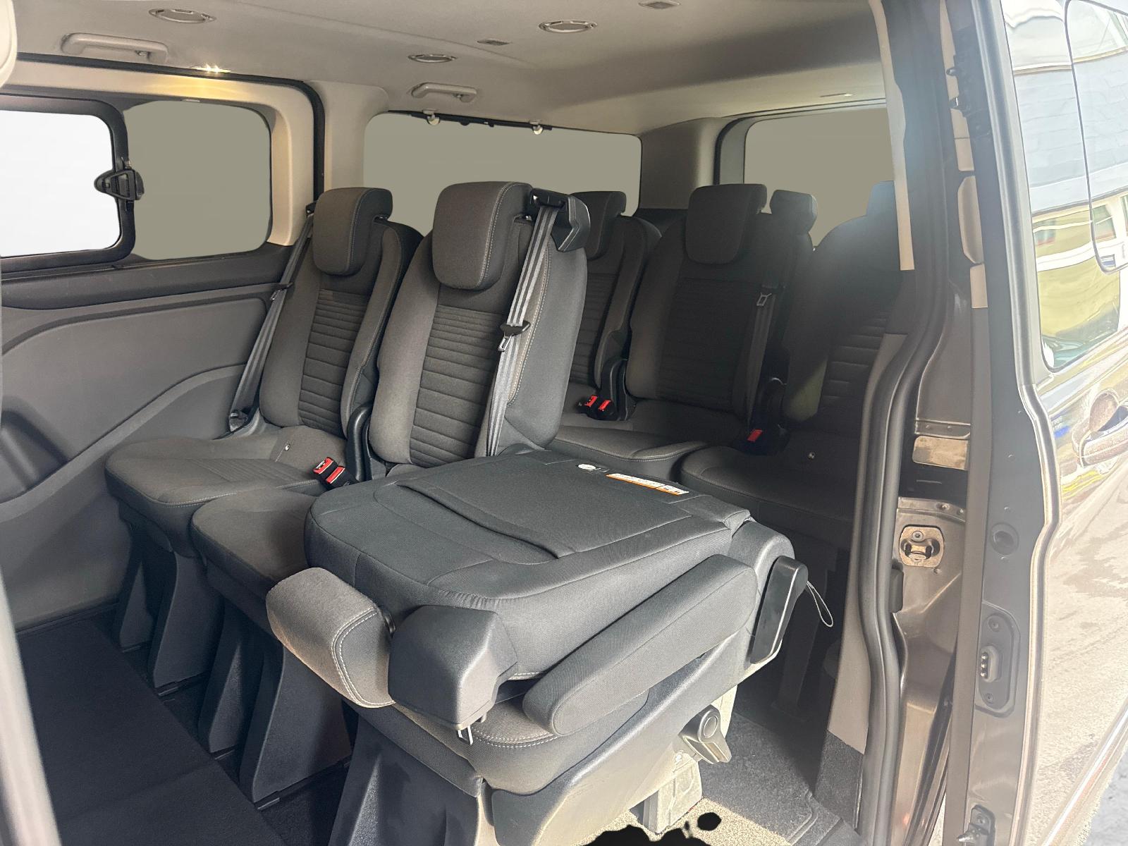 FORD Tourneo C Bus 320 L2 2.0 TDCi 130 Titanium - Ruote invernali incluse-image-11