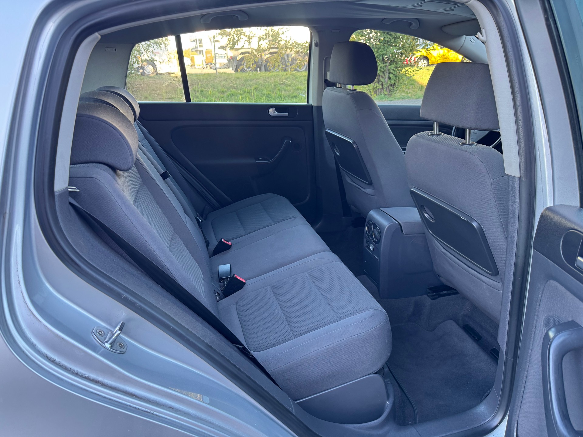 VW Golf Plus 1.6 FSI Comfortline-image-9