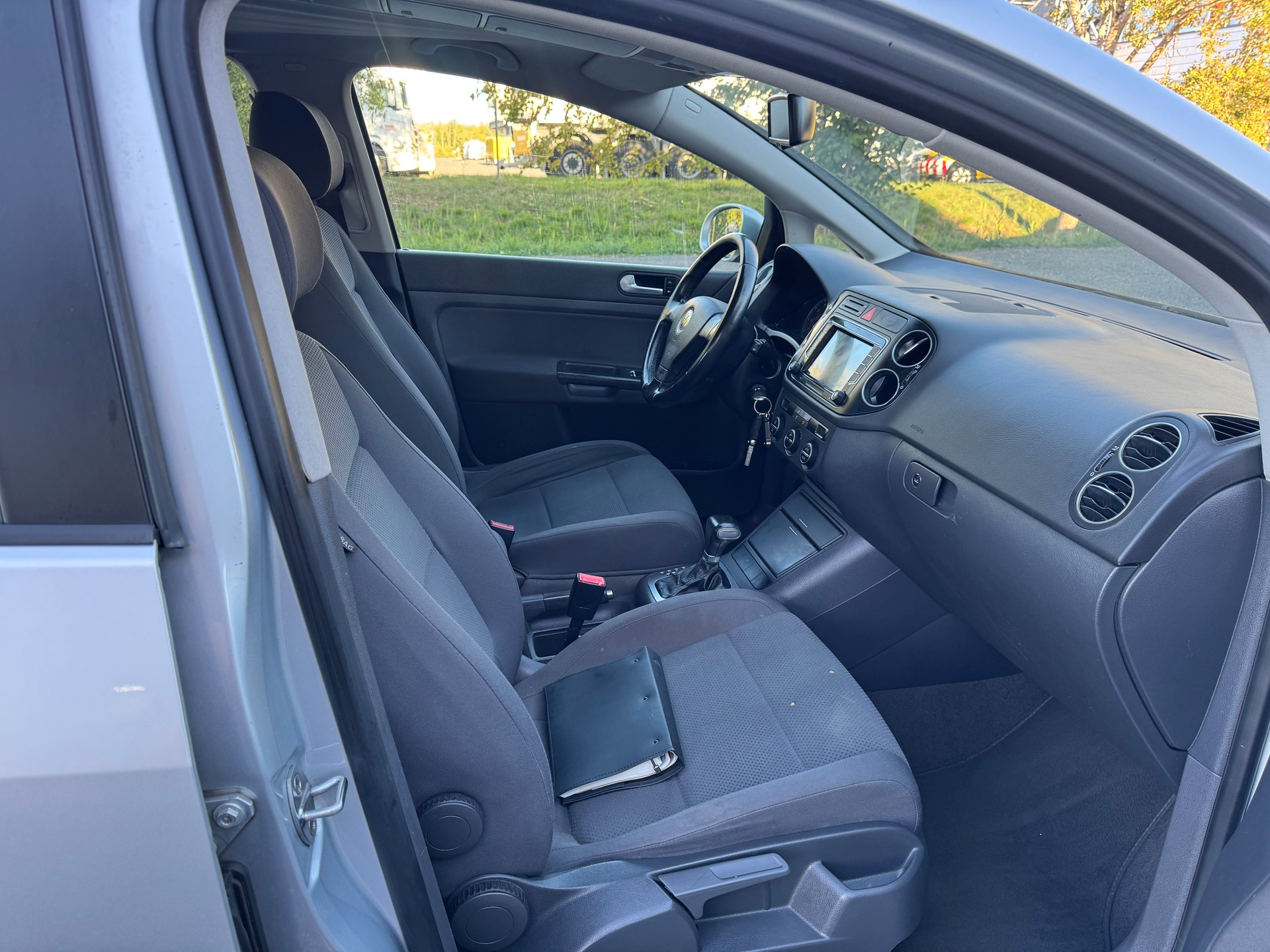 VW Golf Plus 1.6 FSI Comfortline-image-8