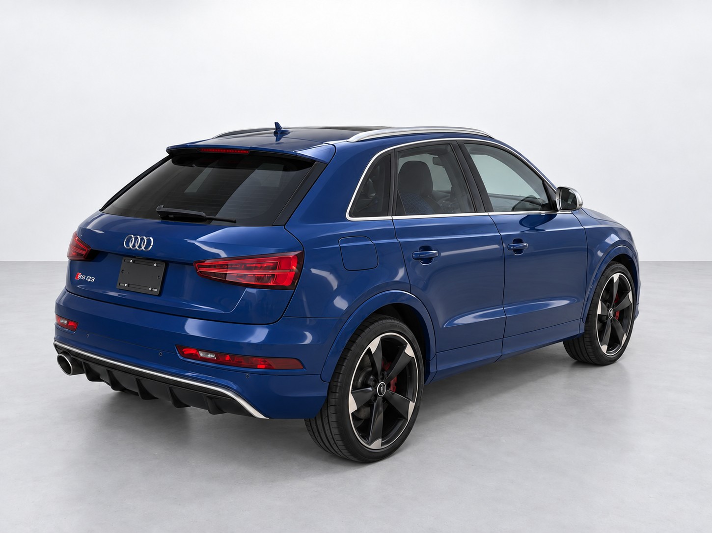 AUDI RS Q3 2.5 TFSI performance quattro S-tronic-image-3