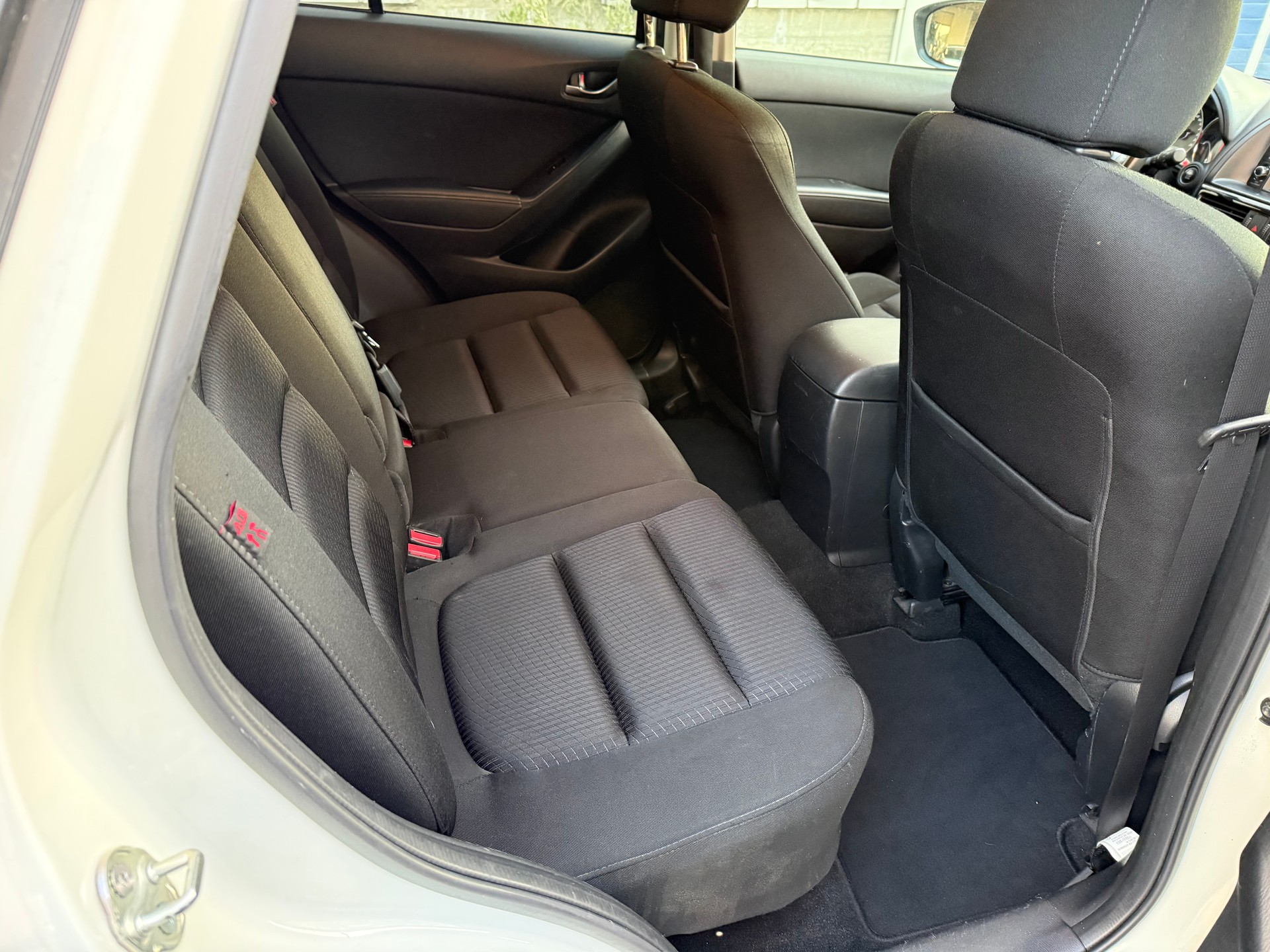 MAZDA CX-5 2.2 D Ambition AWD Automatic-image-10