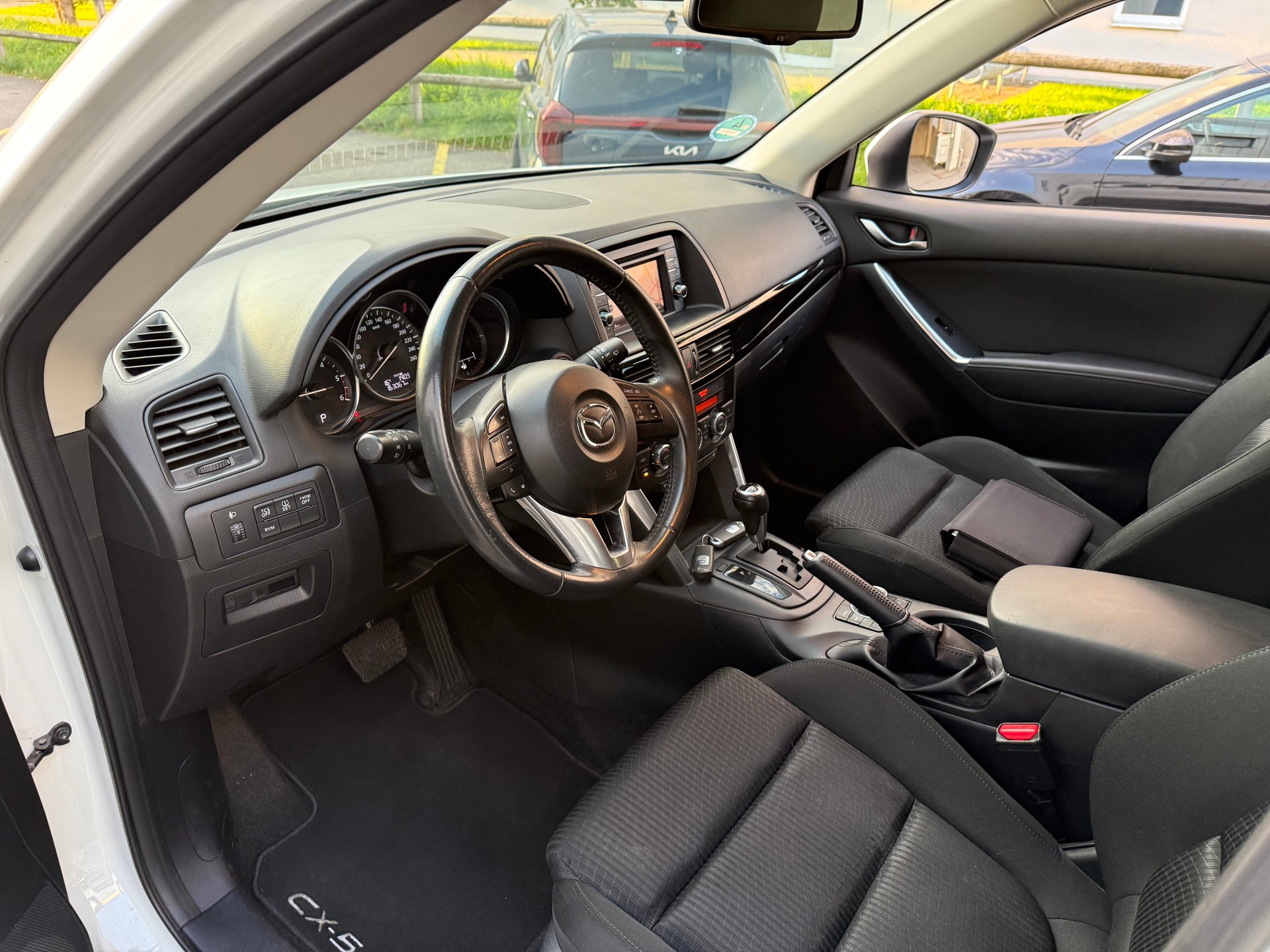 MAZDA CX-5 2.2 D Ambition AWD Automatic-image-11