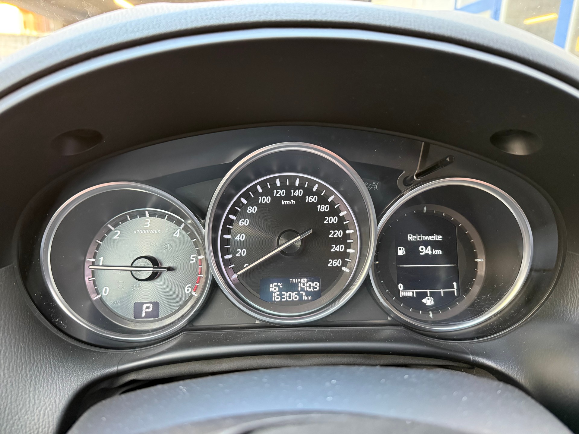 MAZDA CX-5 2.2 D Ambition AWD Automatic-image-13