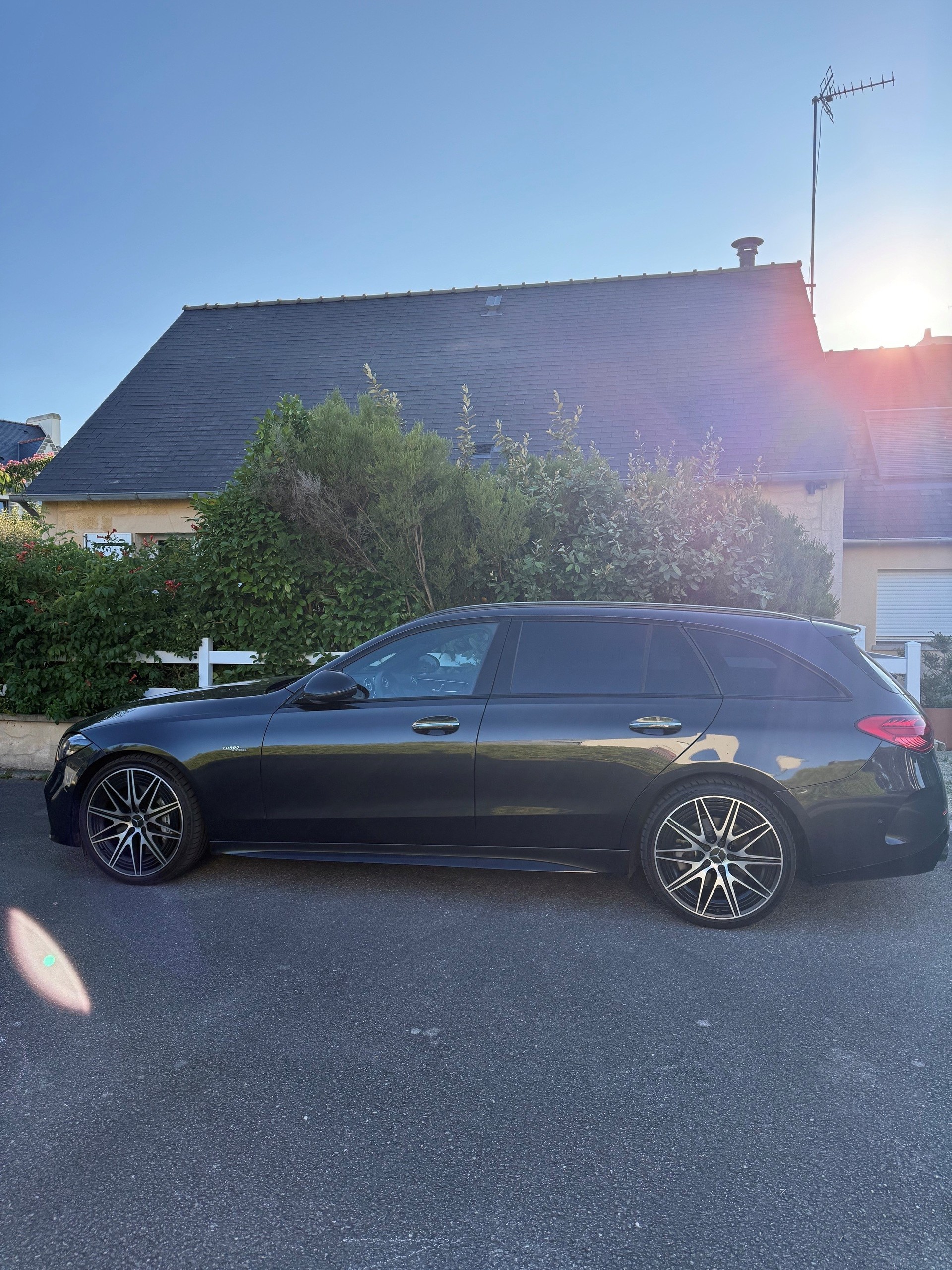 MERCEDES-BENZ C 43 AMG 4matic-image-1