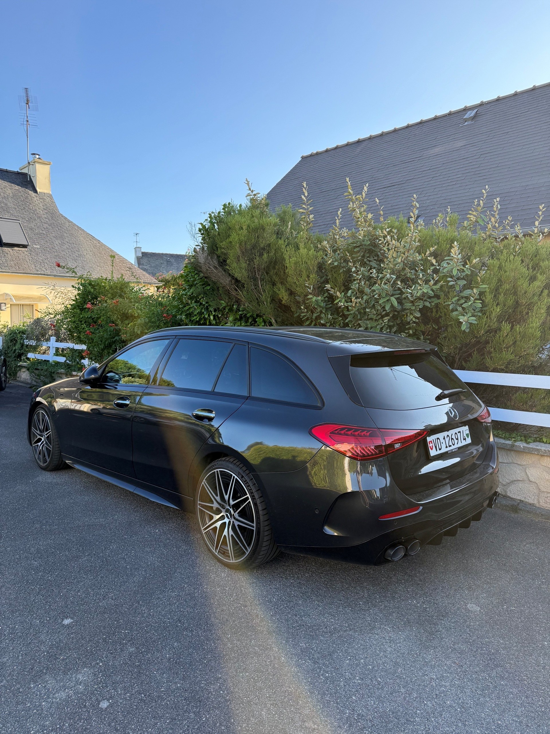 MERCEDES-BENZ C 43 AMG 4matic-image-2