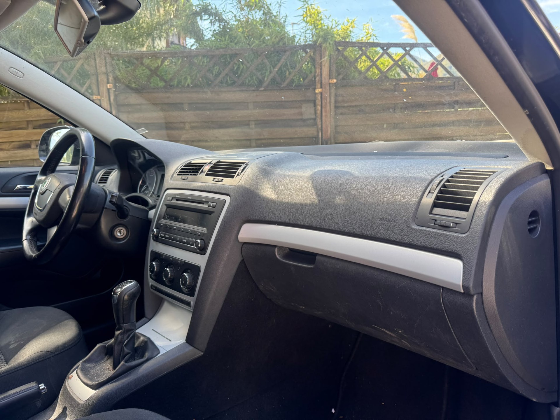 SKODA Octavia Combi 2.0 TDI Adventure 4x4-image-7