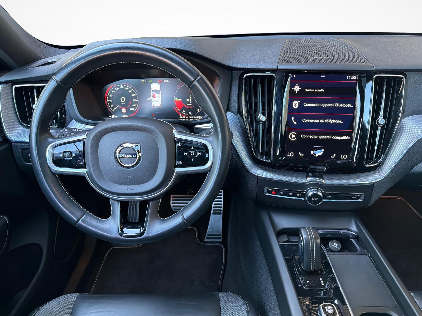 VOLVO XC60 2.0 T6 TE R-Design eAWD-image-15