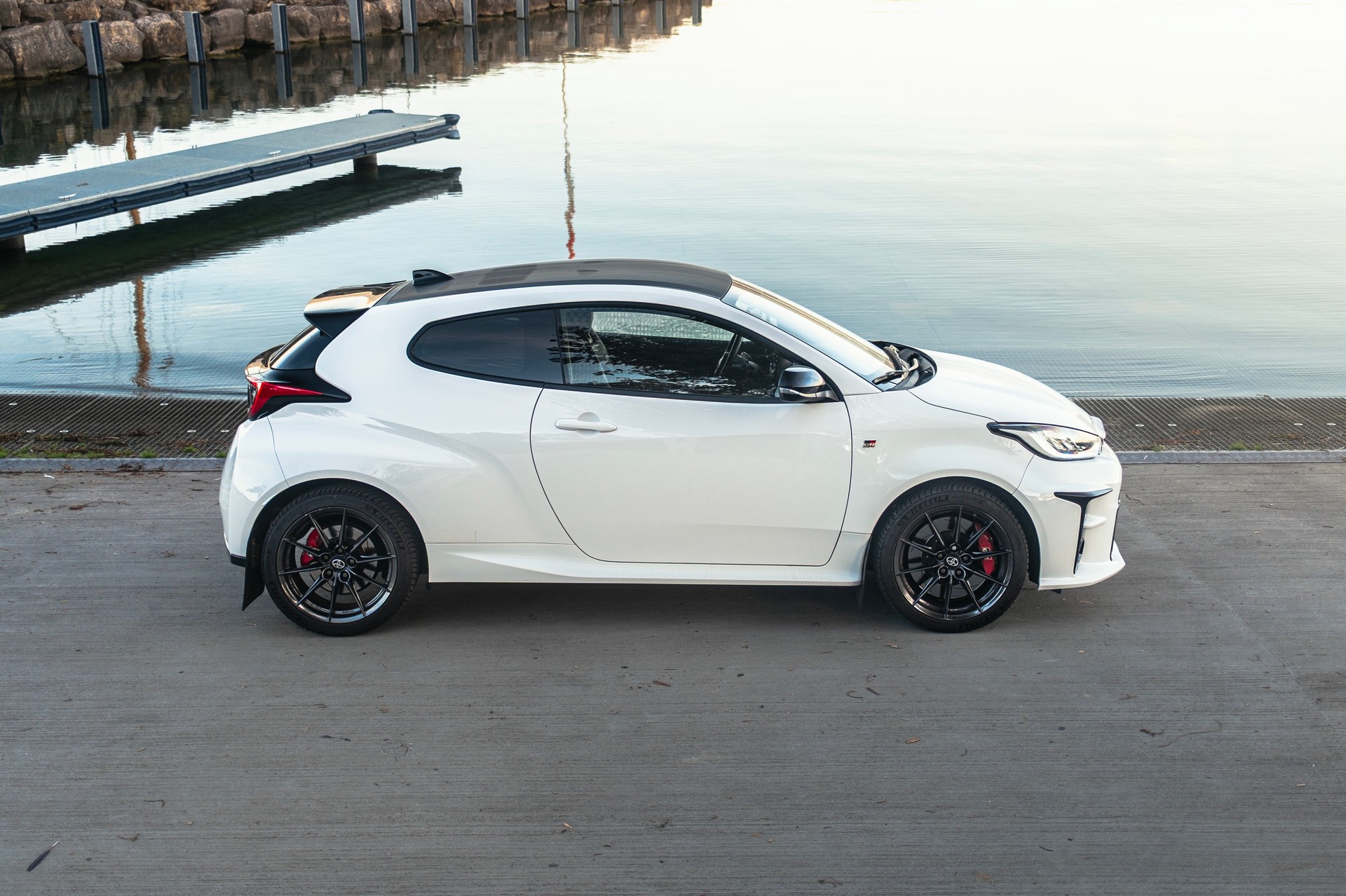 TOYOTA 1.6 Turbo Sport 4x4-image-7