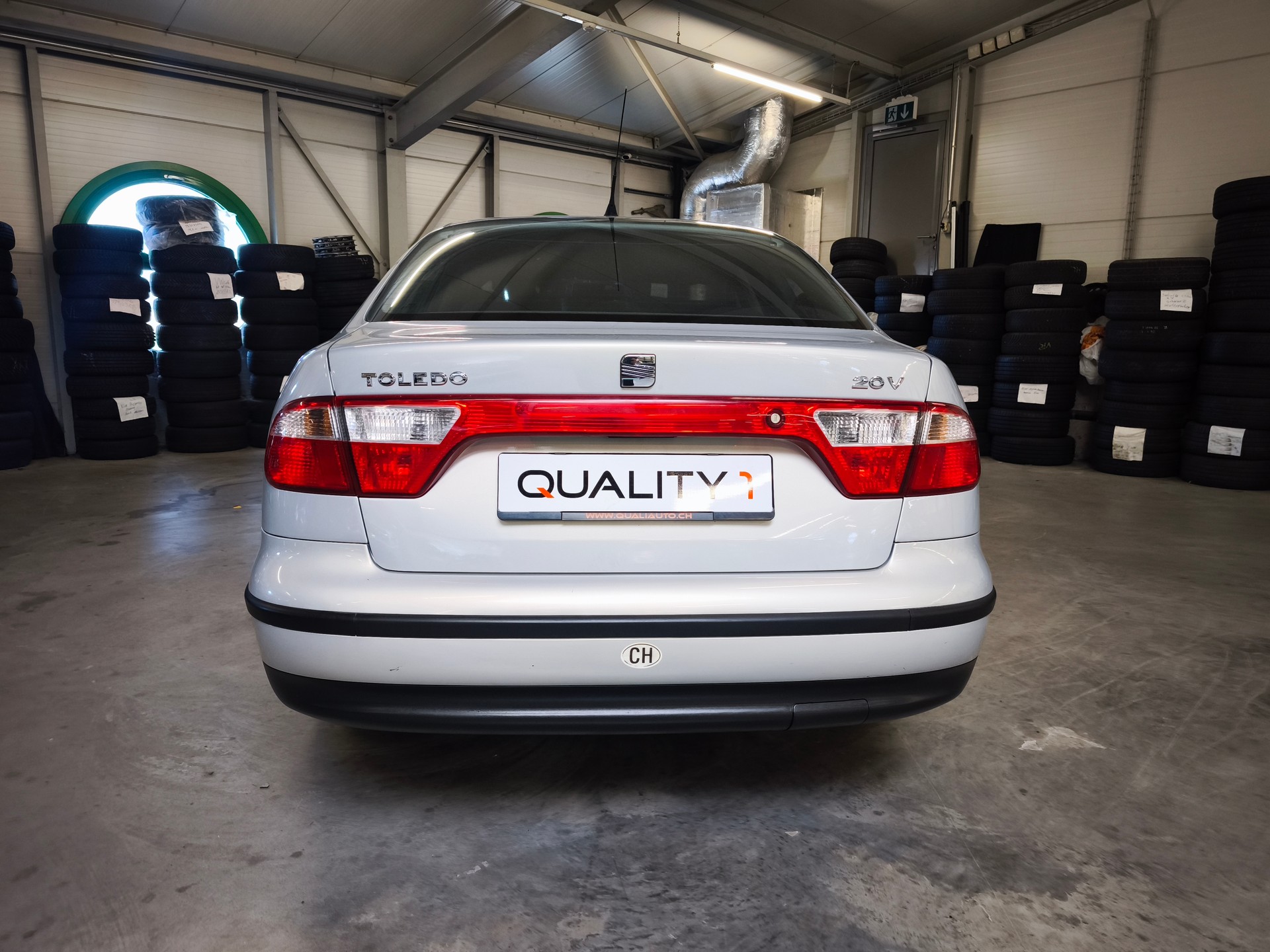 SEAT Toledo 1.8 Sport-image-3
