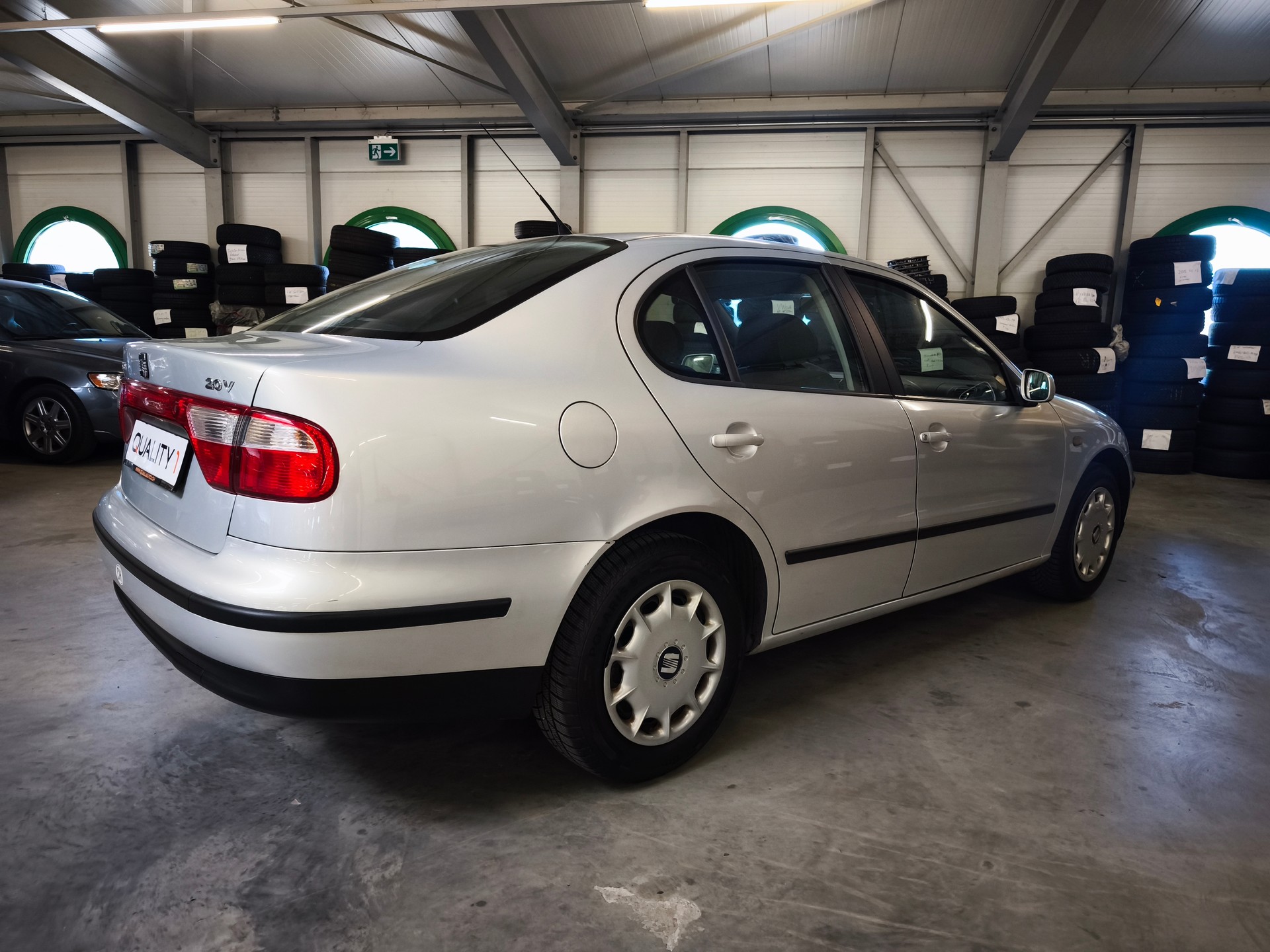 SEAT Toledo 1.8 Sport-image-2