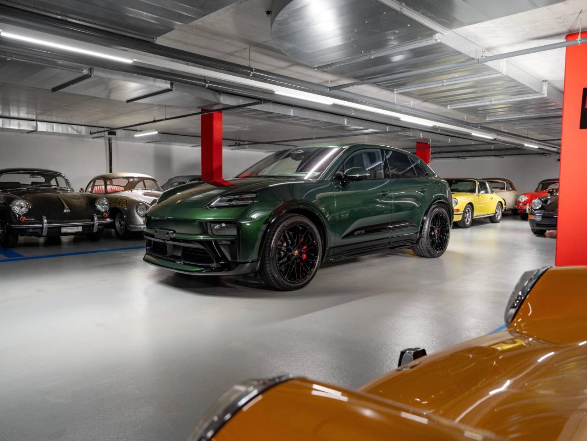 PORSCHE Macan GTS-image-0