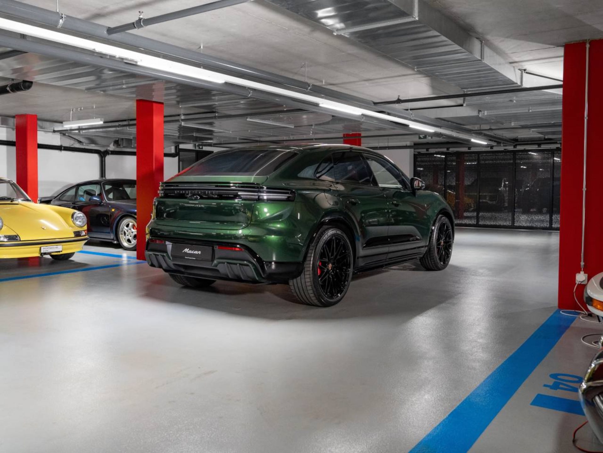 PORSCHE Macan GTS-image-5