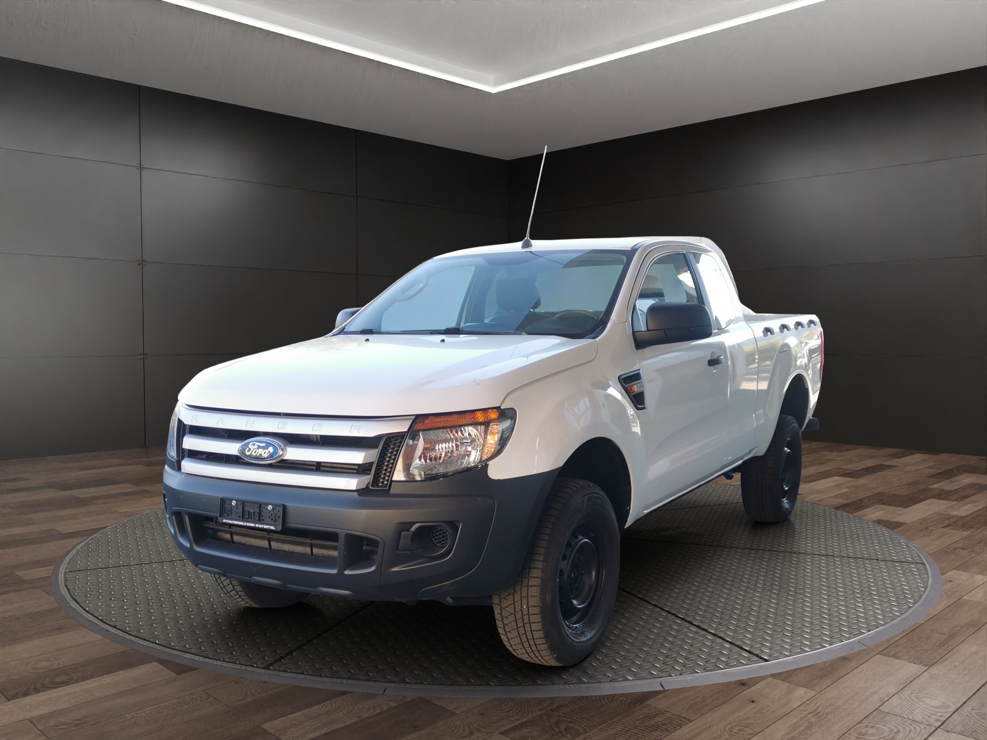 FORD Ranger XL 2.2 TDCi 4x4-showroom-element-1