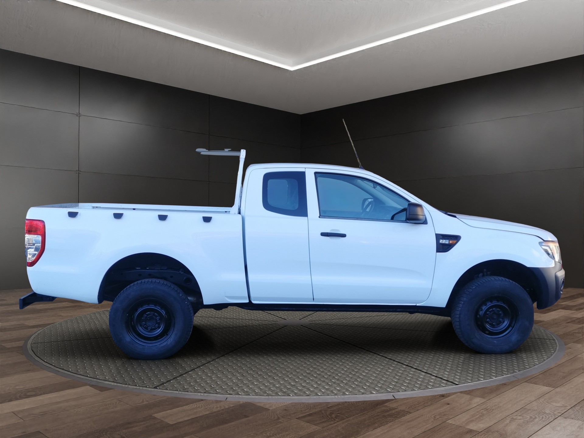 FORD Ranger XL 2.2 TDCi 4x4-image-5