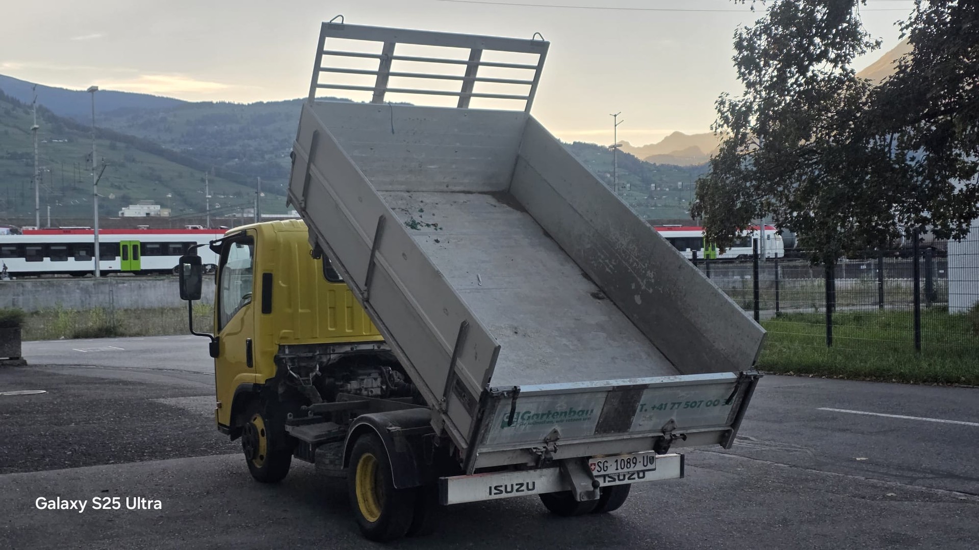 ISUZU NLR 85 - L 35 F Light-image-6