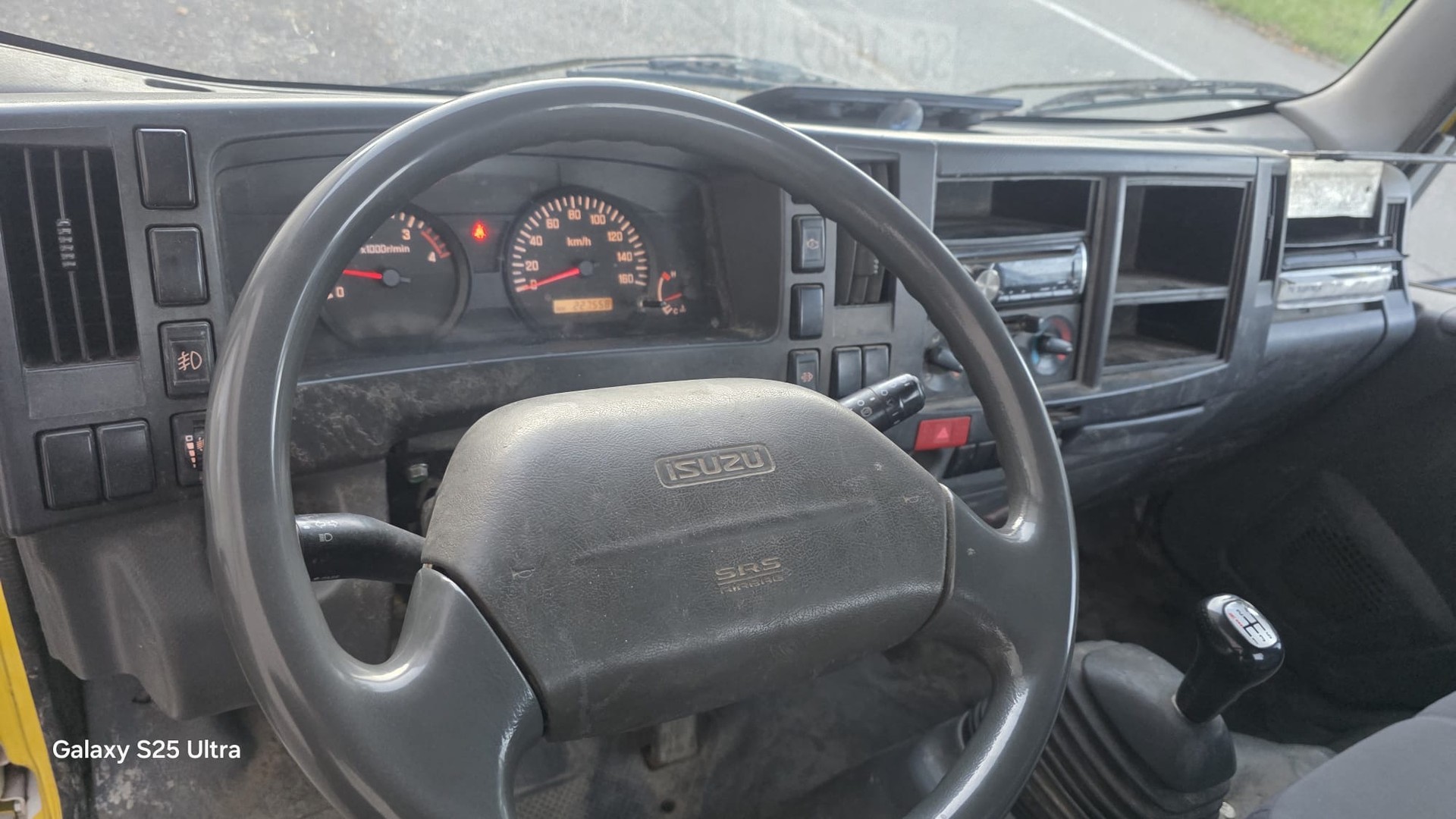 ISUZU NLR 85 - L 35 F Light-image-12