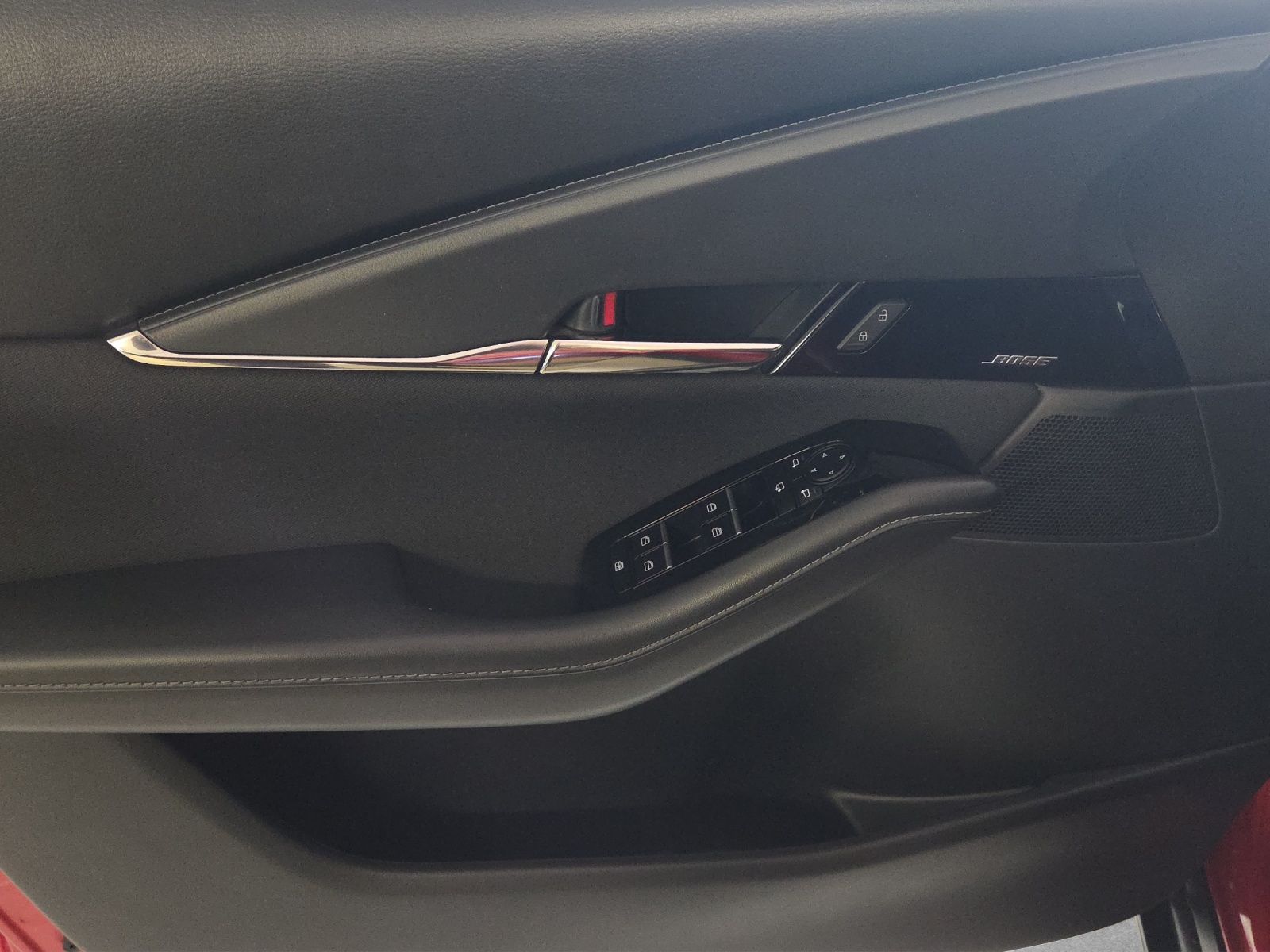MAZDA CX-30 G 140 Exclusive AT-image-9