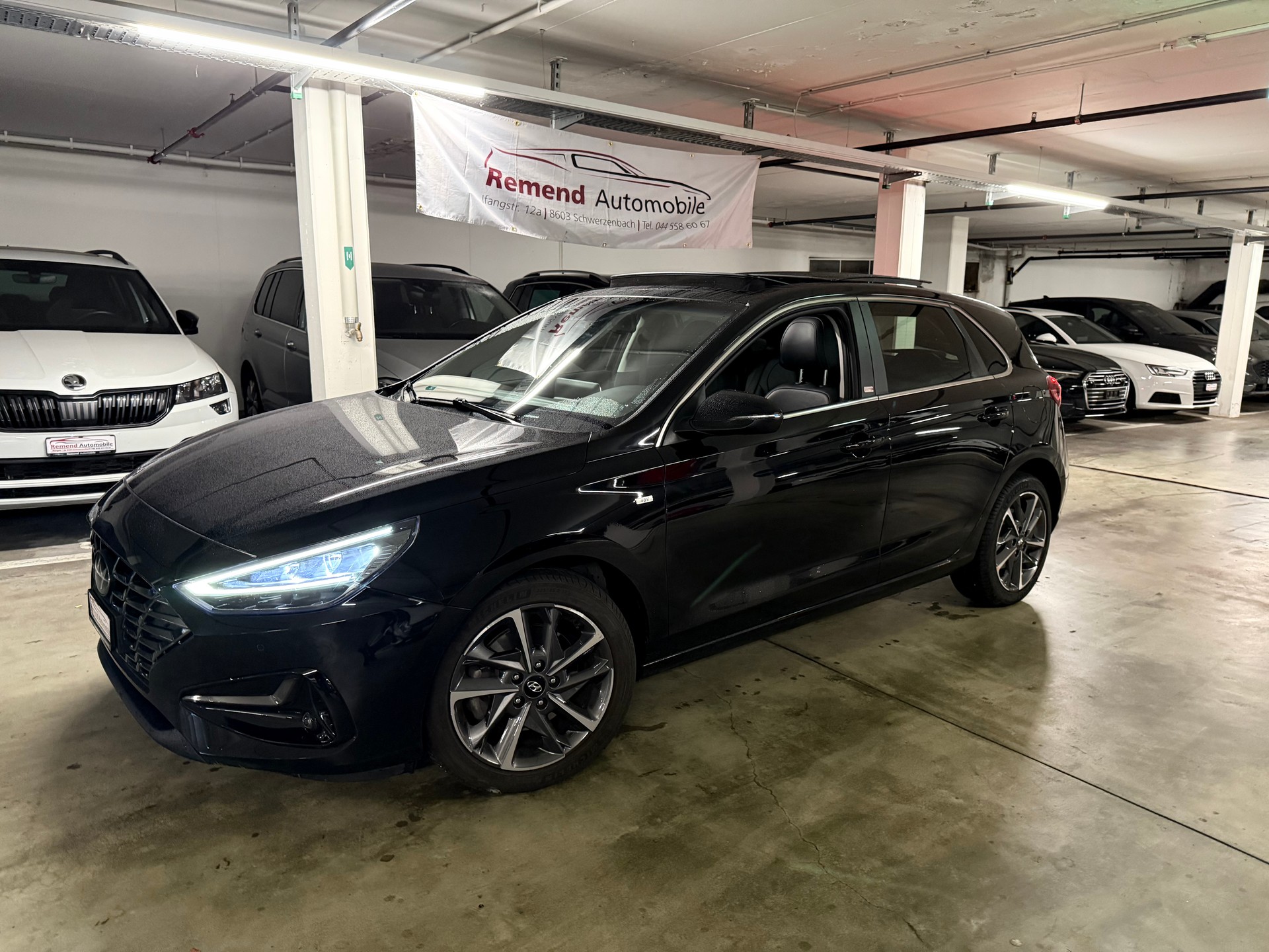 HYUNDAI i30 1.5 T-GDi Vertex 48V MH DCT Panorama, RF- Kamera, Sitzheizung, Lüftung-image-1