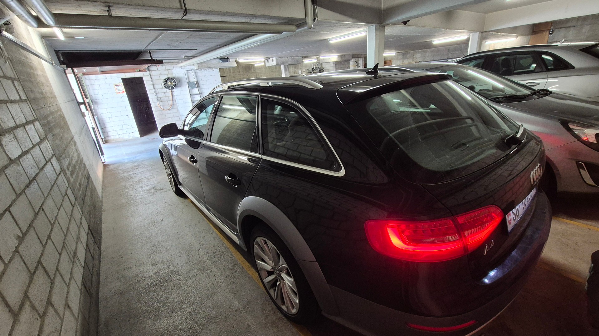 AUDI A4 ALLROAD-image-3