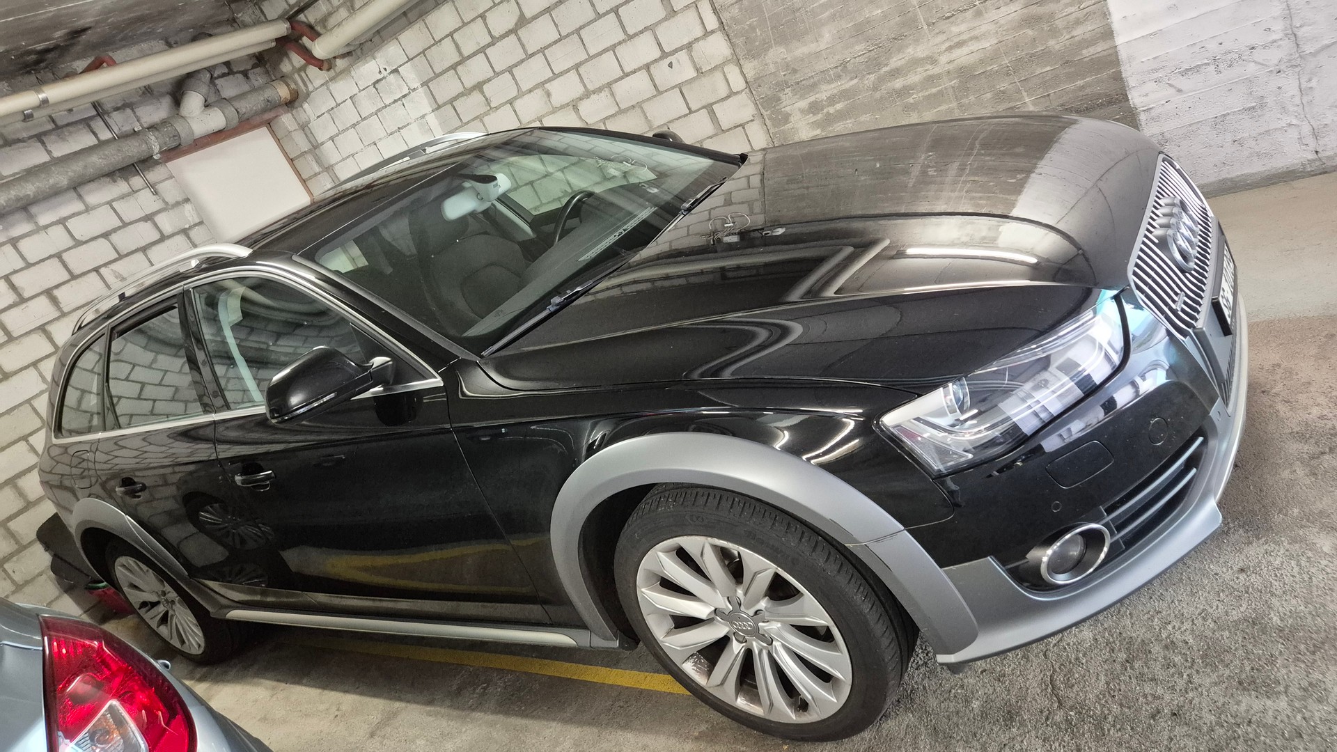 AUDI A4 ALLROAD-image-5