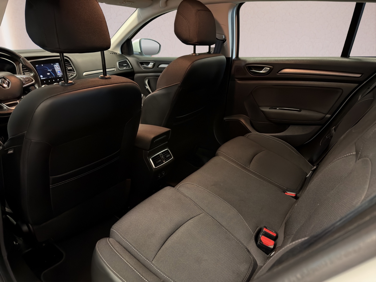 RENAULT Mégane Grandtour 1.5 dCi Business EDC-image-17