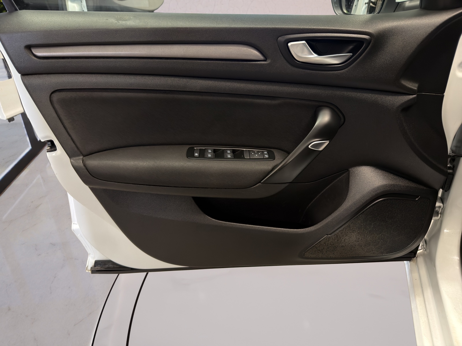 RENAULT Mégane Grandtour 1.5 dCi Business EDC-image-13