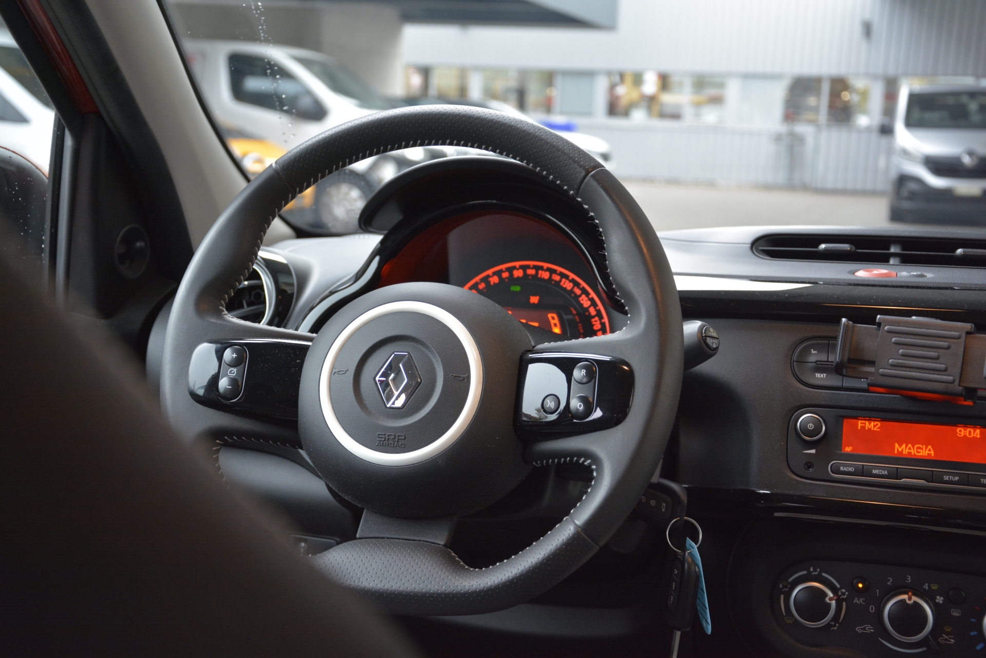 RENAULT Twingo 0.9 TCe 90 City Automat-image-6