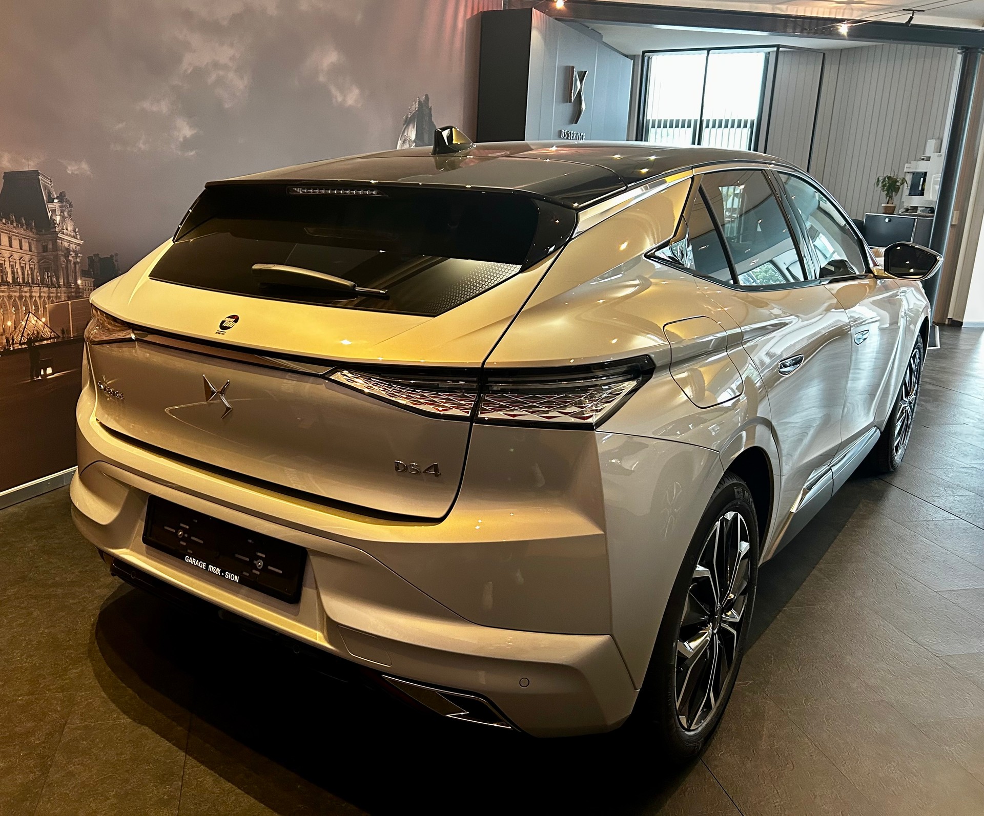 DS AUTOMOBILES DS 4 1.6 E-Tense Rivoli-image-1
