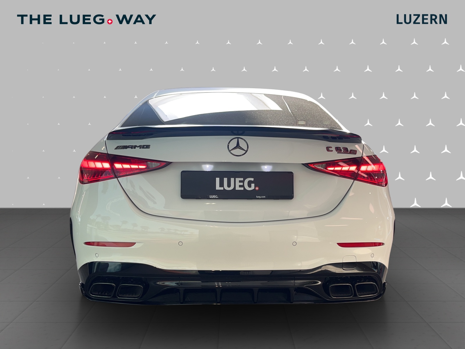 MERCEDES-BENZ C 63 S AMG E Performance 4 Matic-image-5