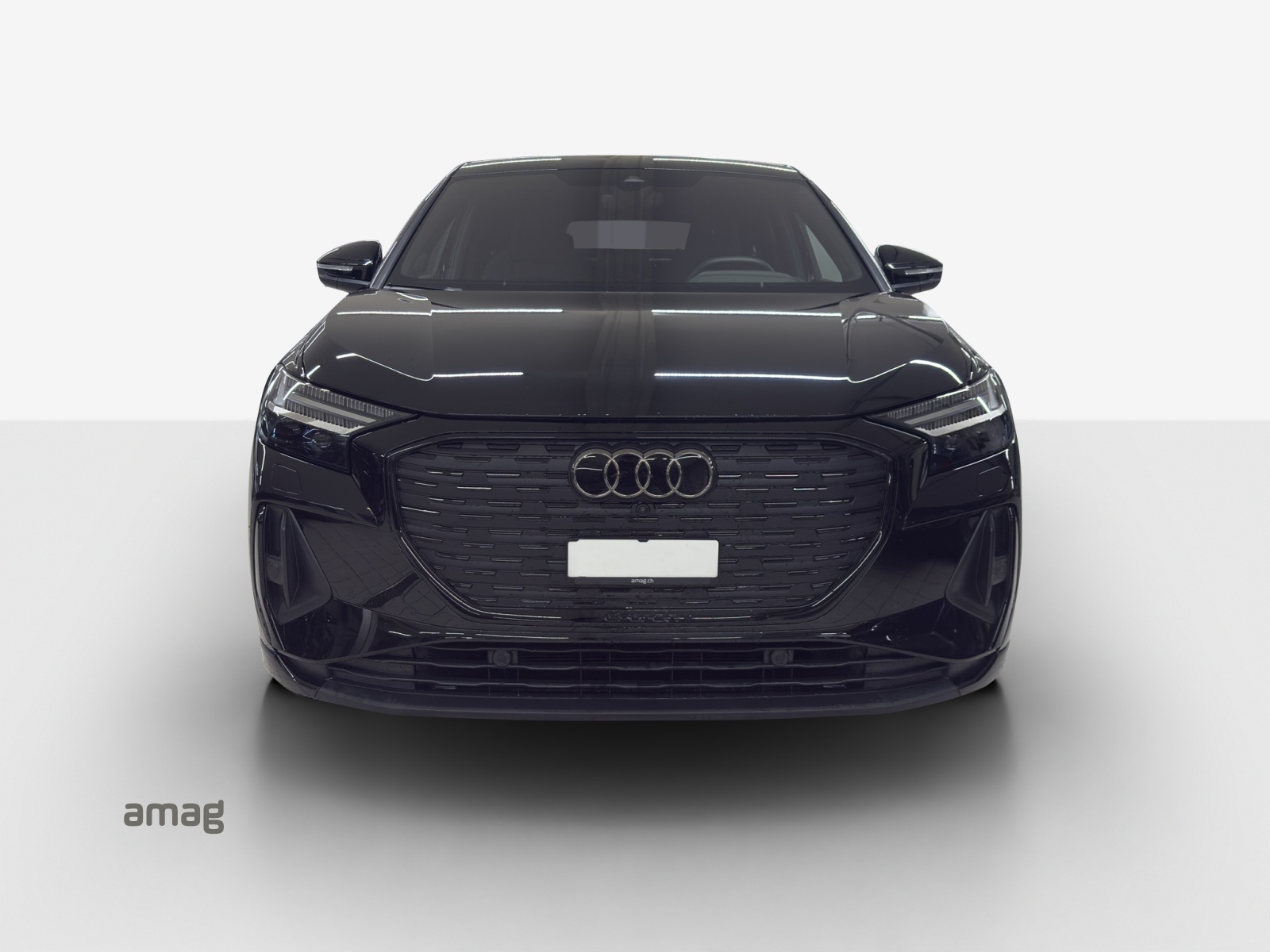 AUDI Q4 Sportback e-tron 45 quattro-image-11