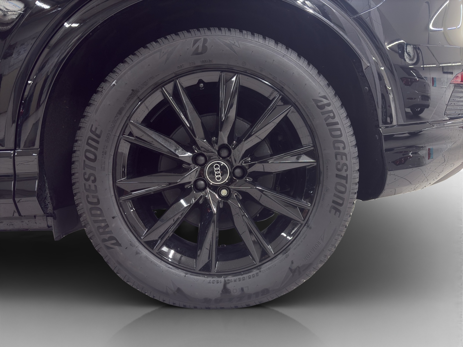AUDI Q4 Sportback e-tron 45 quattro-image-10