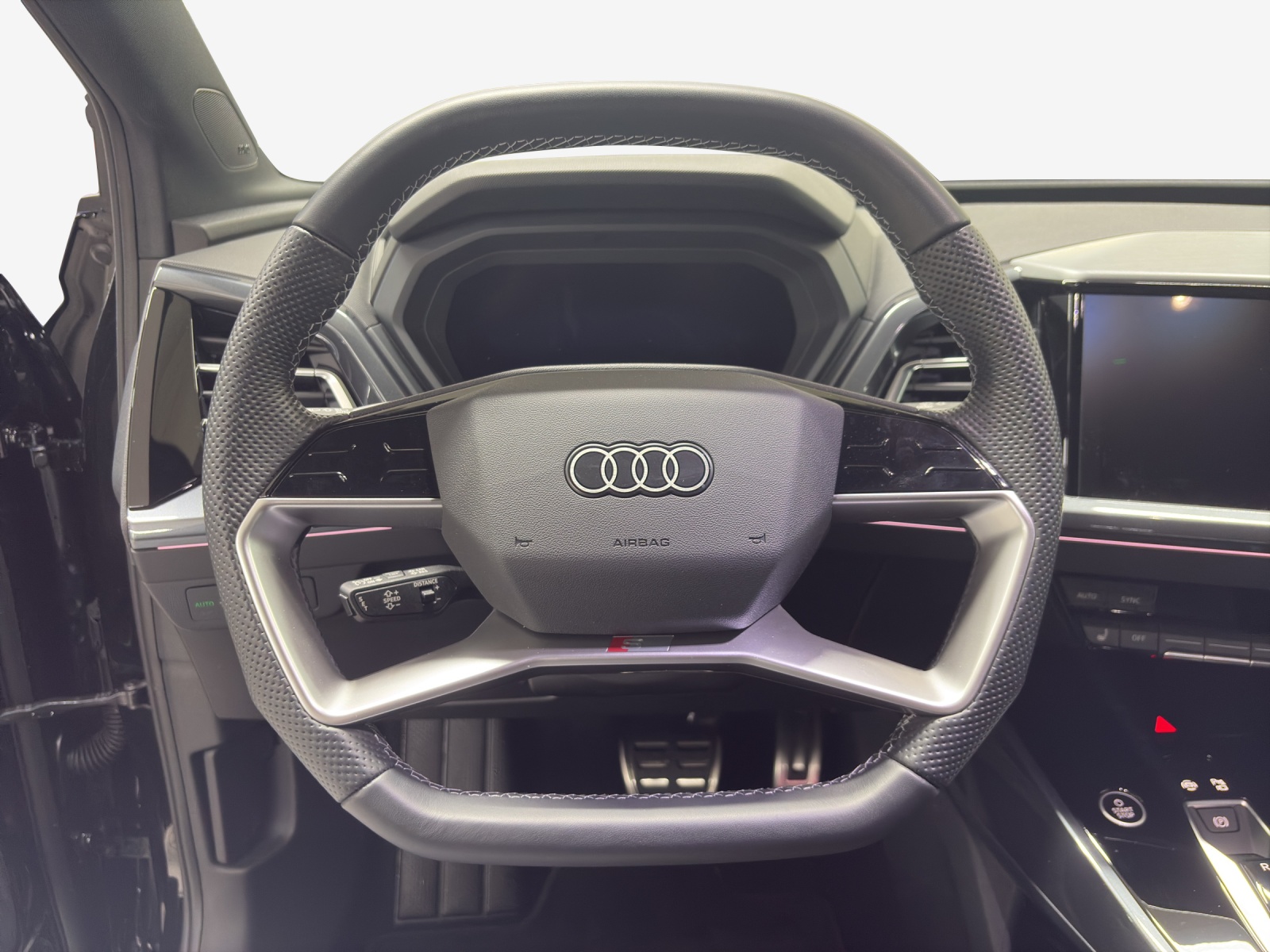 AUDI Q4 Sportback e-tron 45 quattro-image-14