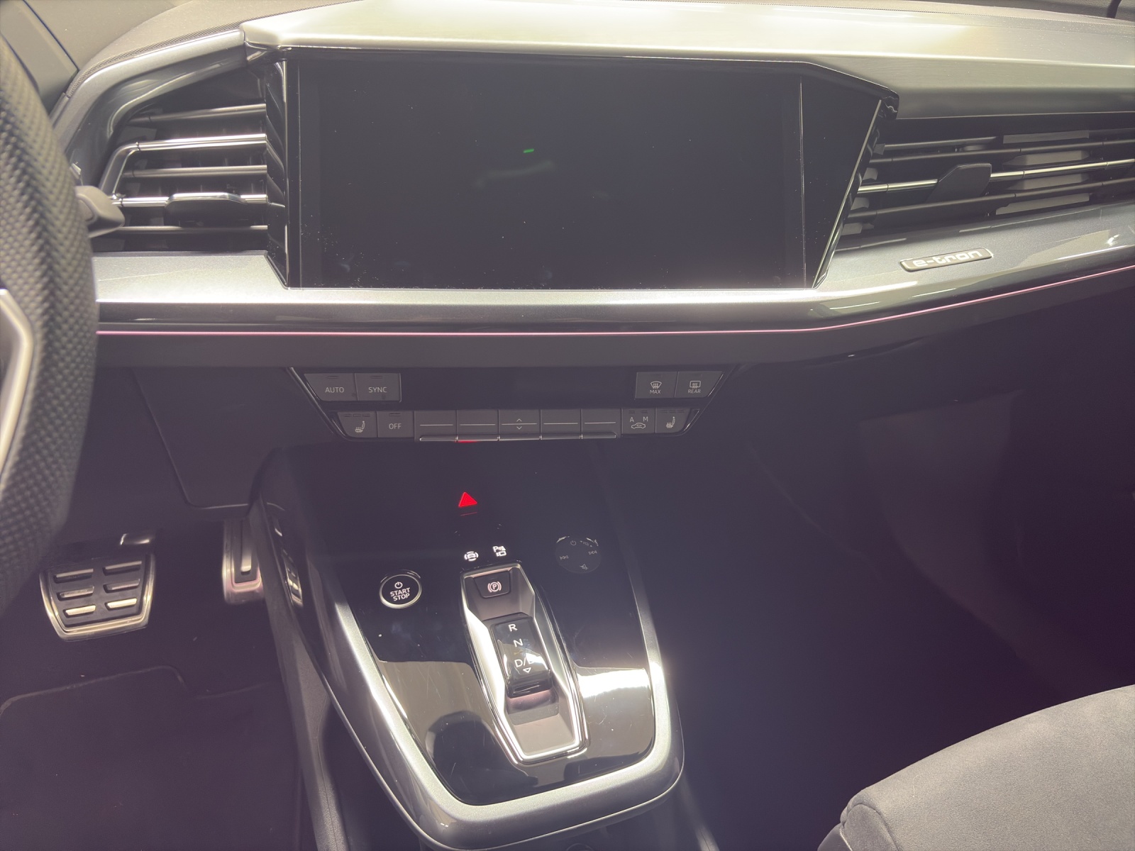 AUDI Q4 Sportback e-tron 45 quattro-image-15