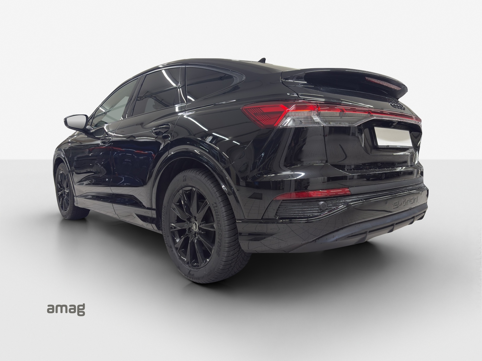 AUDI Q4 Sportback e-tron 45 quattro-image-2