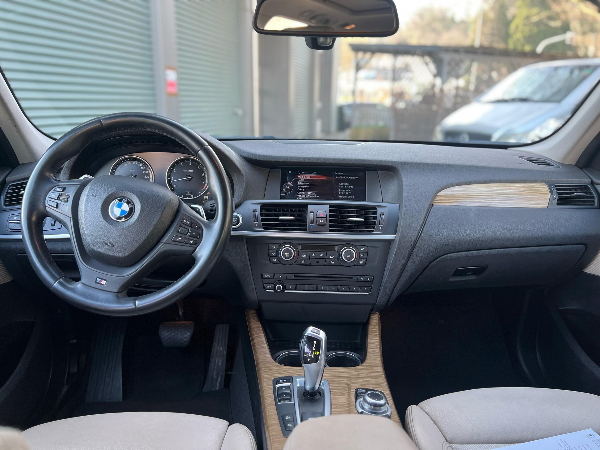 BMW X3 xDrive 28i Steptronic-image-3