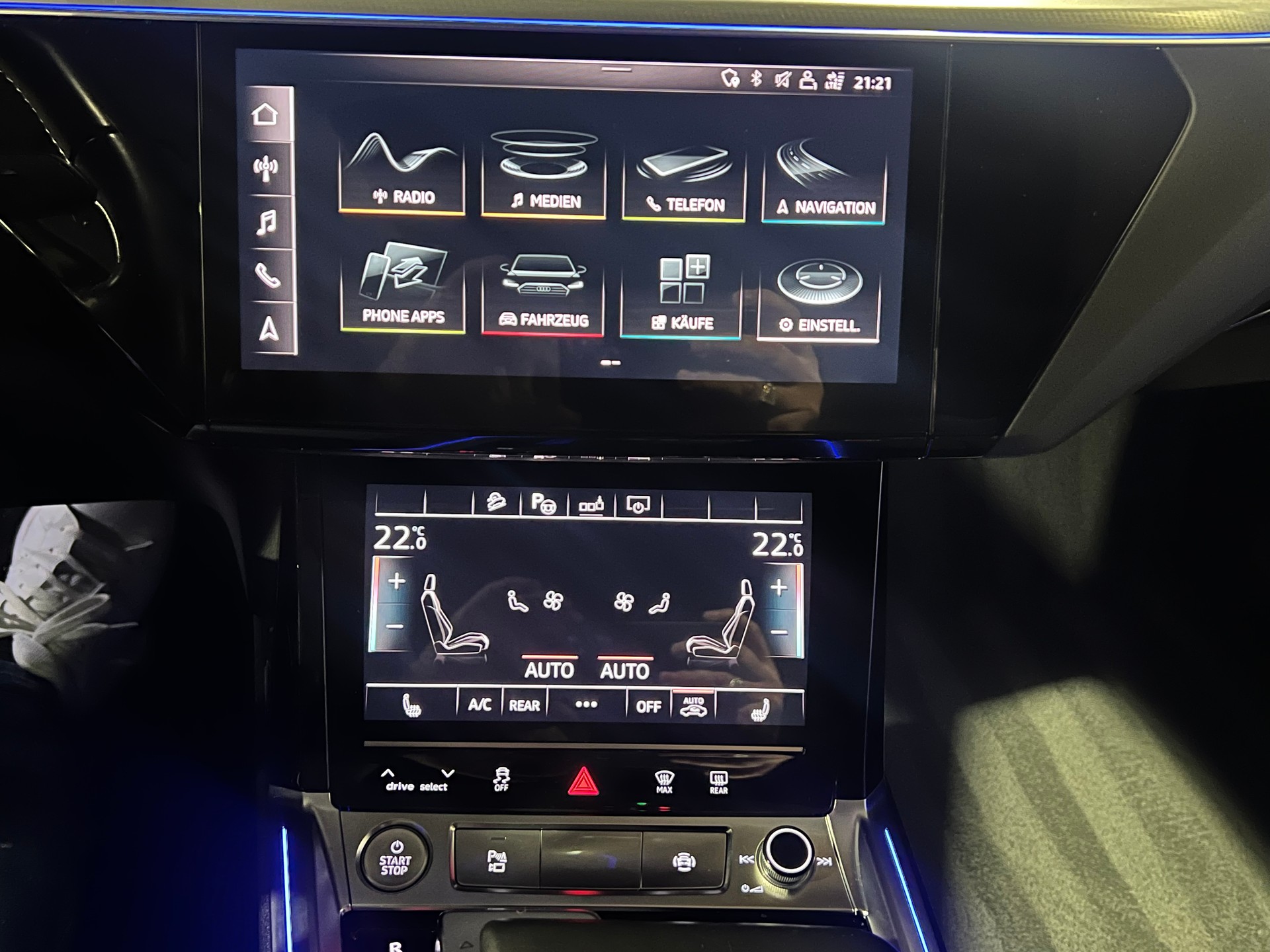 AUDI e-tron 50 Advanced quattro-image-7